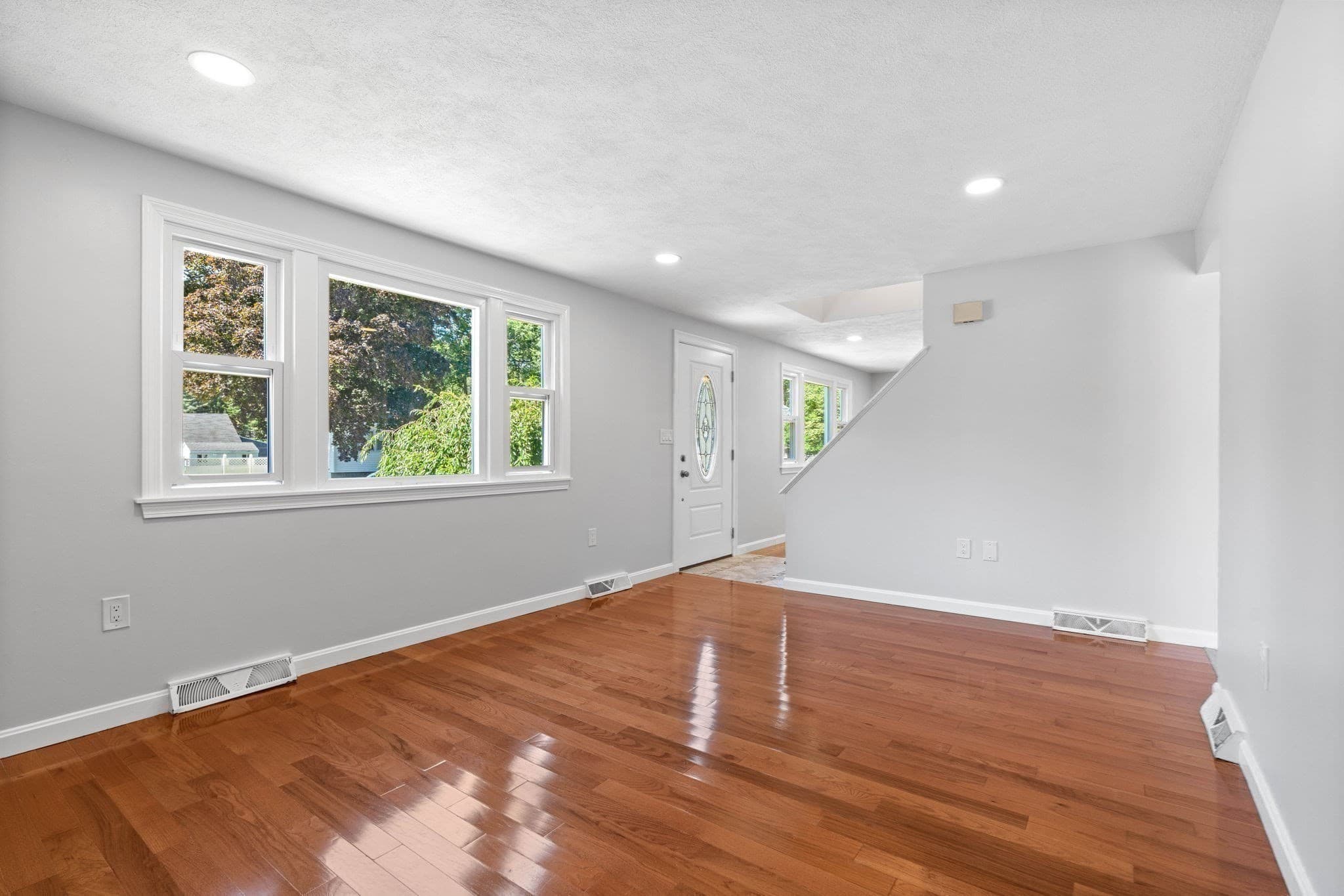 Single Family Residence at 2 Ash St, Amesbury MA 01913, Amesbury, photo 35 of 42