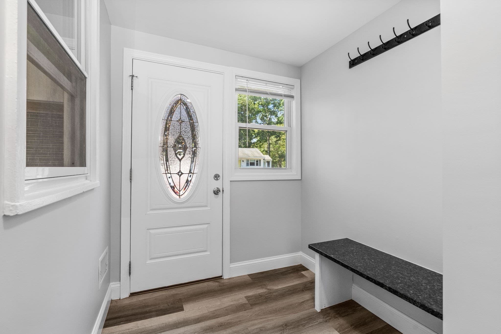 Single Family Residence at 2 Ash St, Amesbury MA 01913, Amesbury, photo 4 of 42