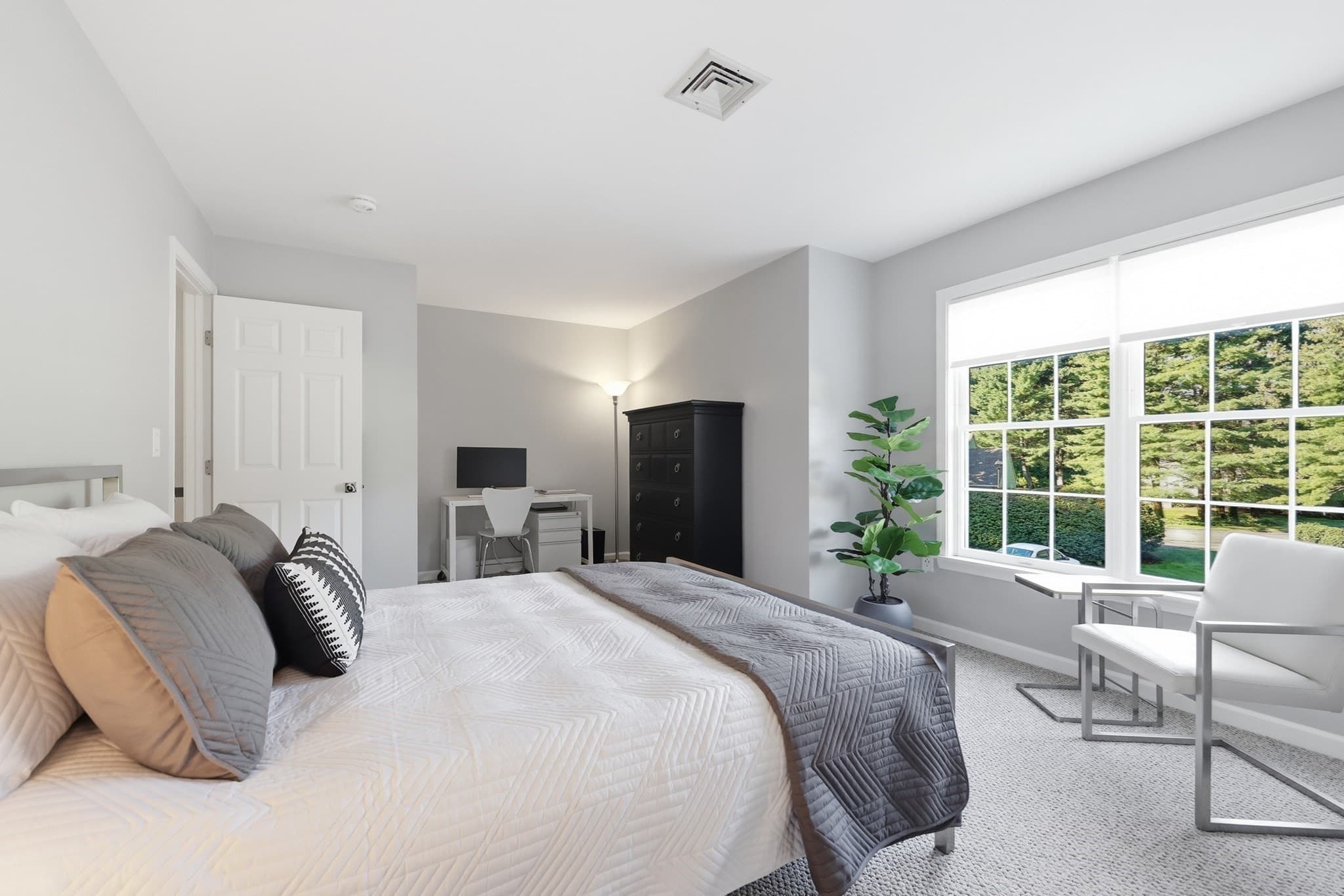 Condominium at 61 Dartmoor # 61, Enfield CT 06082, photo 21 of 38
