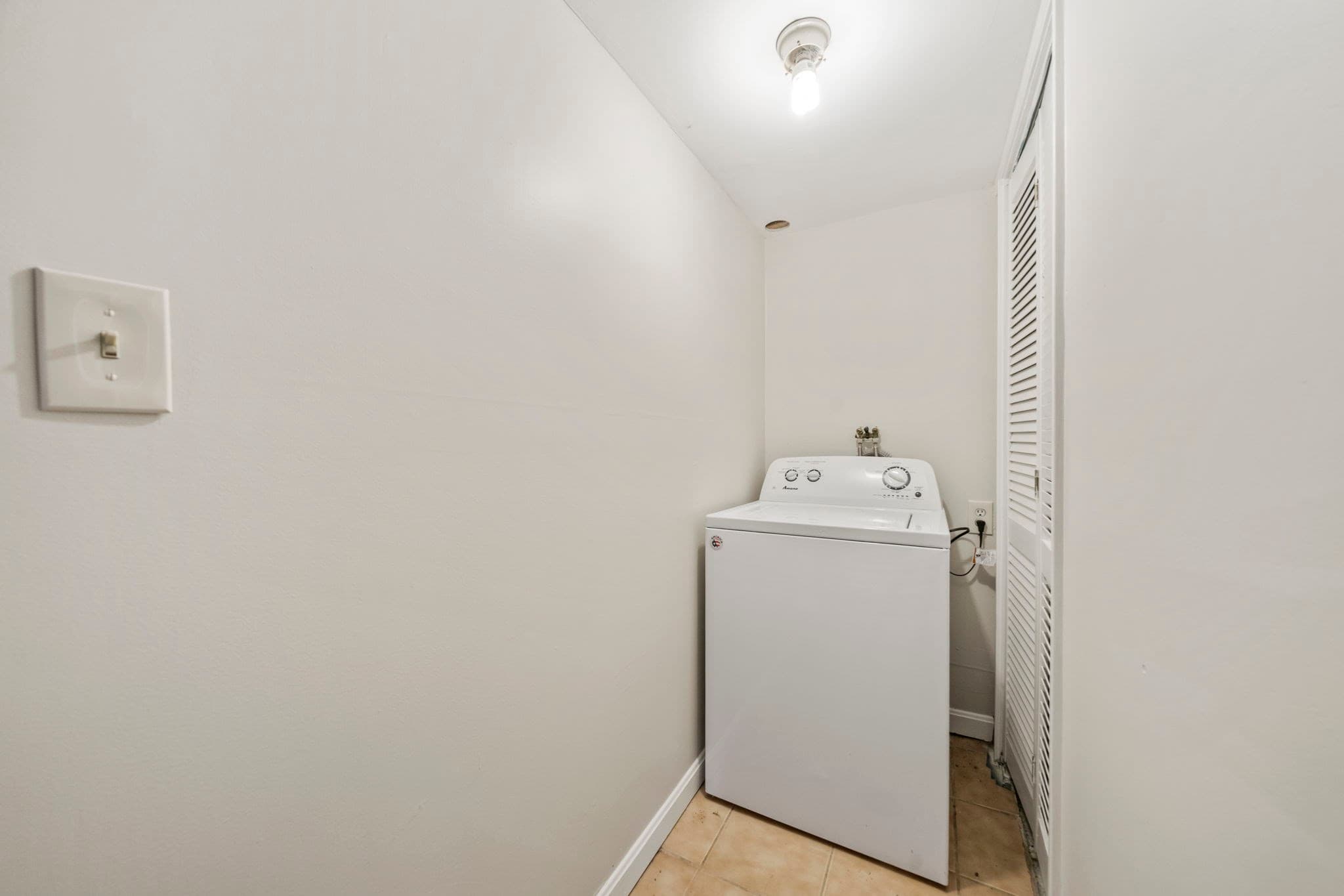 Single Family Residence at 84 Blue Hills Parkway, Milton MA 02186, Milton, photo 29 of 35