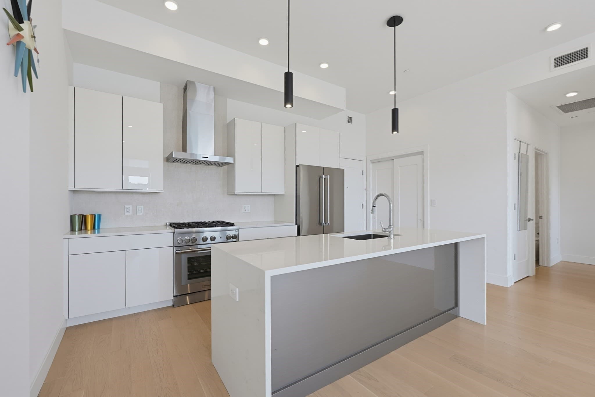 Condominium at 20 W 5th St # 5D, Boston MA 02127, photo 6 of 34