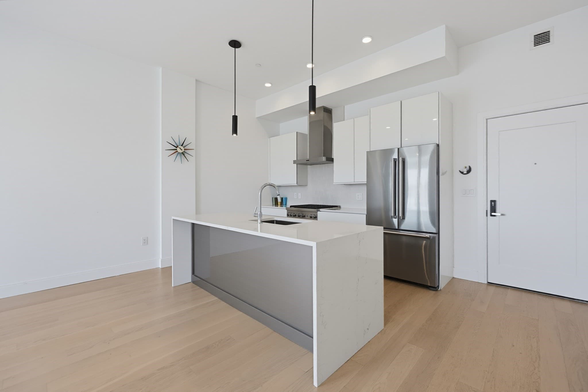 Condominium at 20 W 5th St # 5D, Boston MA 02127, photo 4 of 34