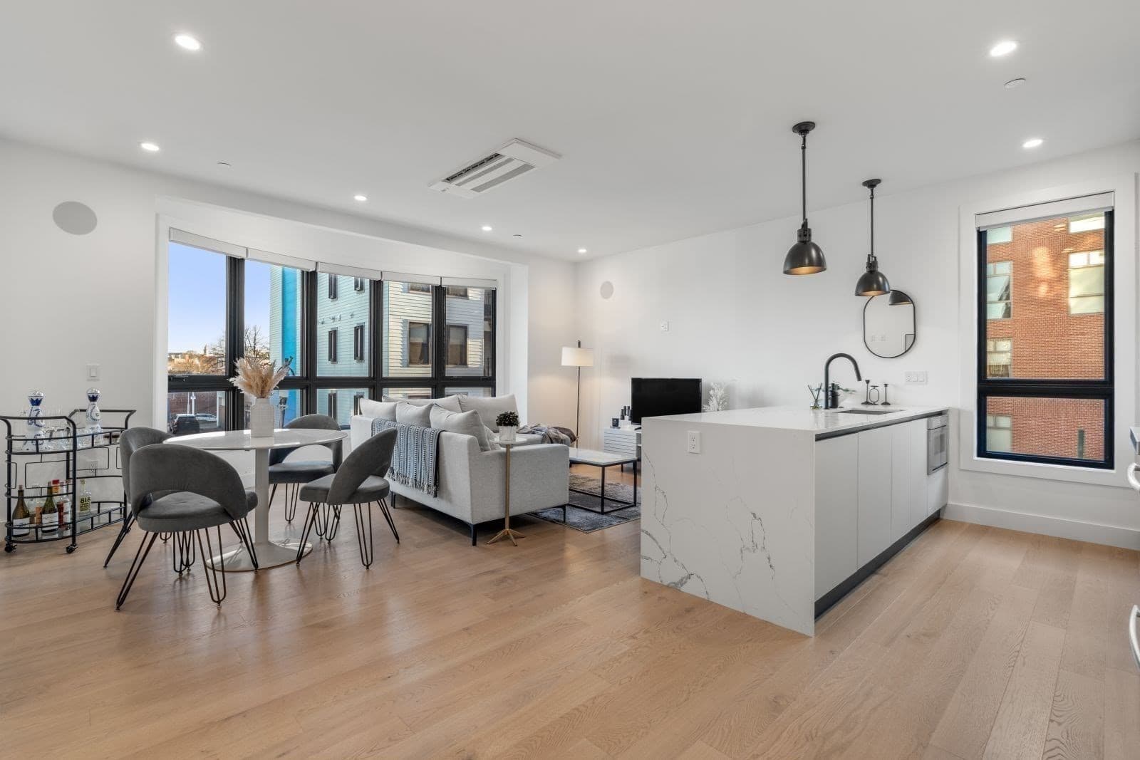 Condominium at 75 W Broadway # 202, Boston MA 02127, Boston, photo 3 of 34
