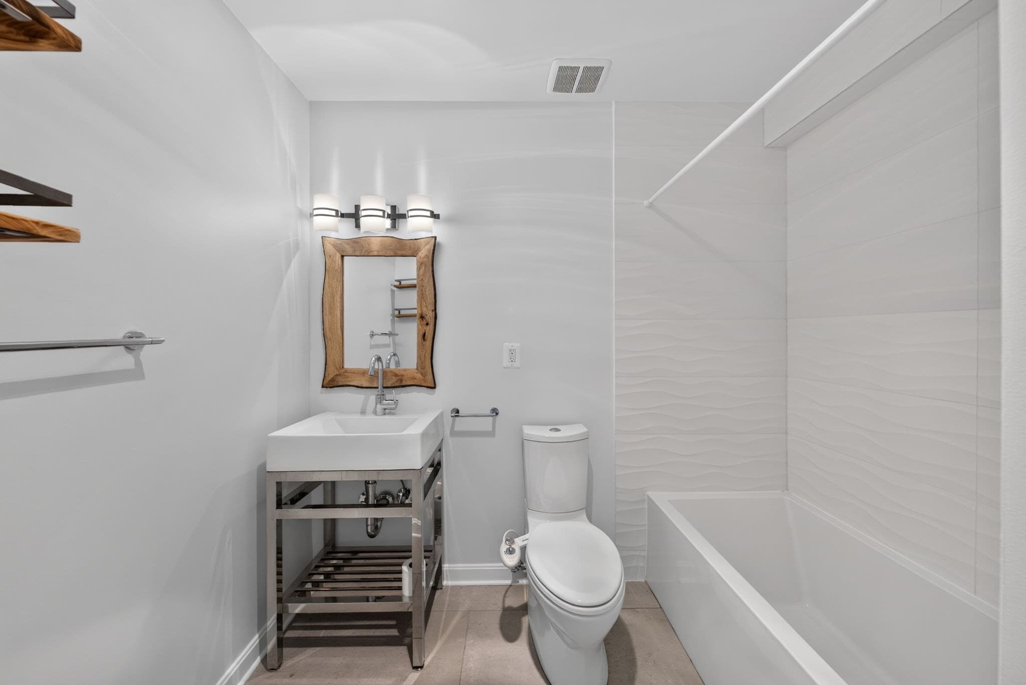 Condominium at 28 Admirals Way # 28, Chelsea MA 02150, Chelsea, photo 14 of 27
