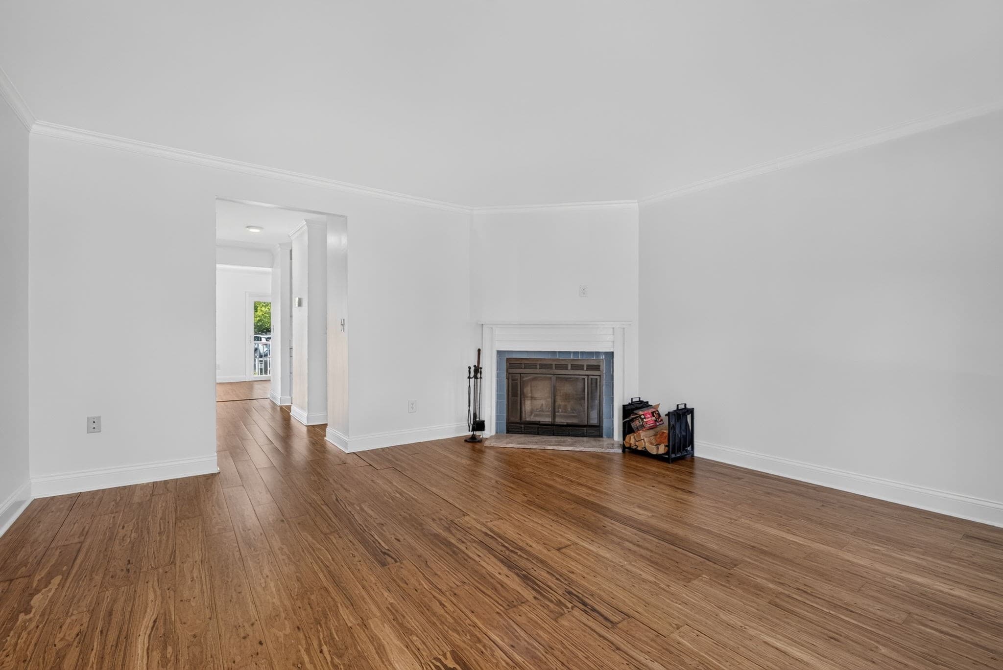 Condominium at 28 Admirals Way # 28, Chelsea MA 02150, Chelsea, photo 4 of 27
