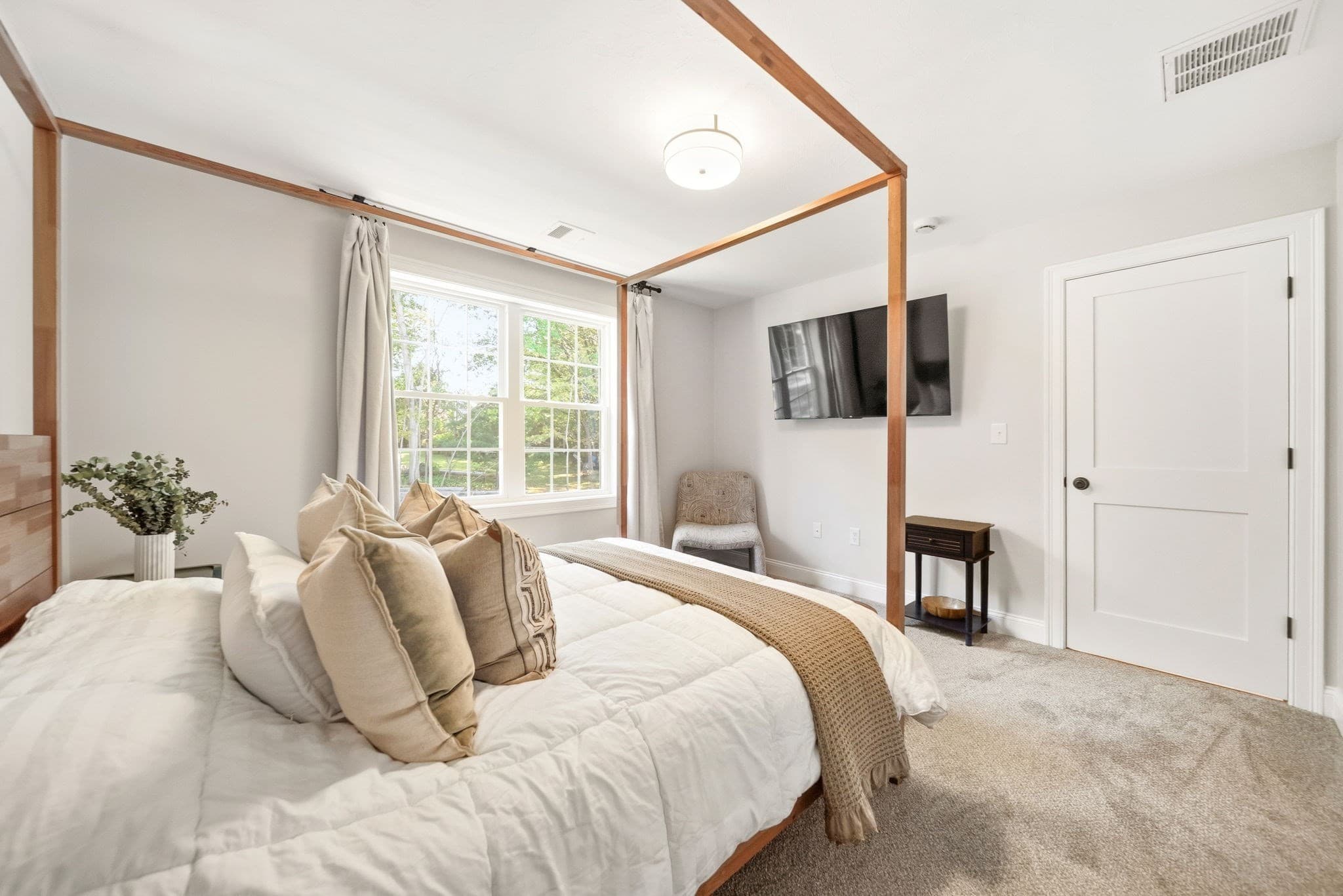 Condominium at 106 Pond Street # 28, Attleboro MA 02703, Attleboro, photo 24 of 41