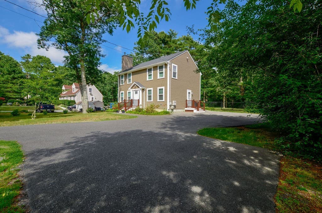 Single Family Residence at 352 Marion Road, Wareham MA 02571, Wareham, photo 4 of 31