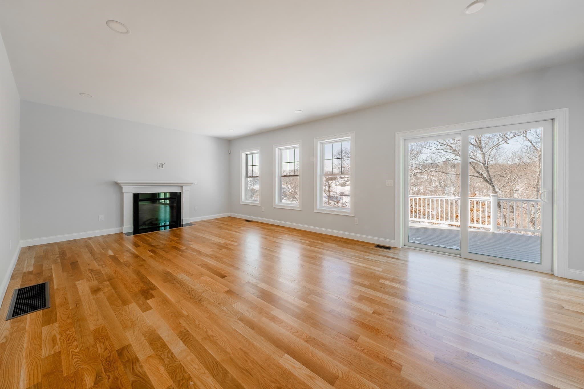 Single Family Residence at 33 Strongwater Drive, Salem MA 01970, Salem, photo 4 of 26