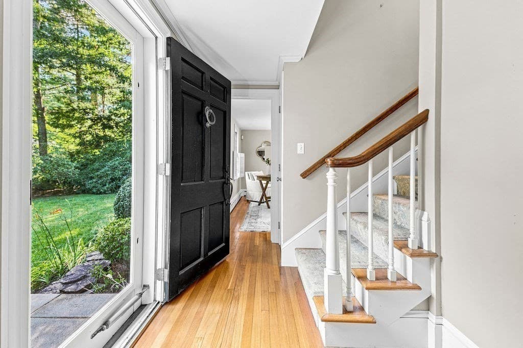 Single Family Residence at 8 Lebaron Way, Mattapoisett MA 02739, Mattapoisett, photo 20 of 39