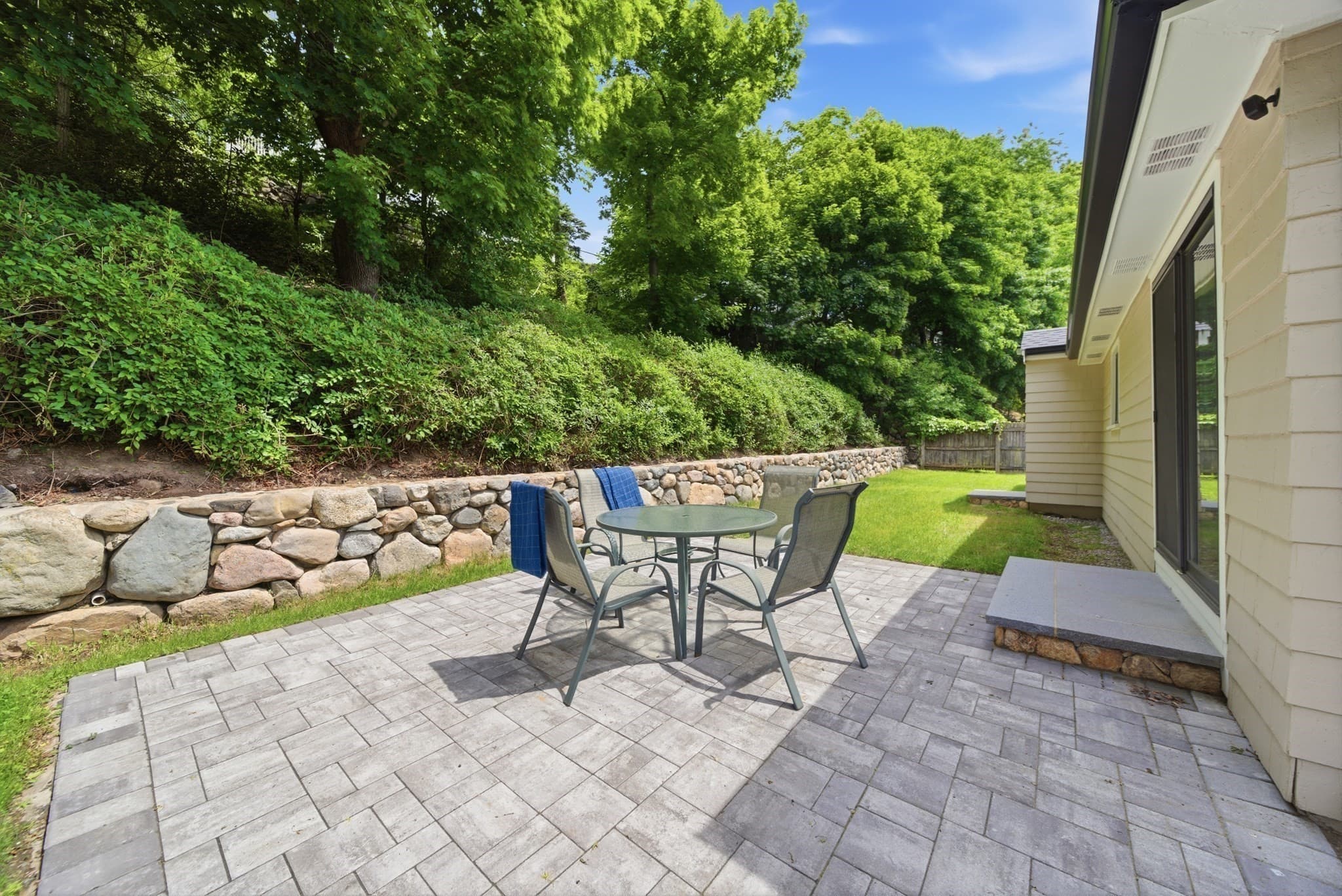 Single Family Residence at 18 Travis Dr, Newton MA 02467, Newton, photo 2 of 25