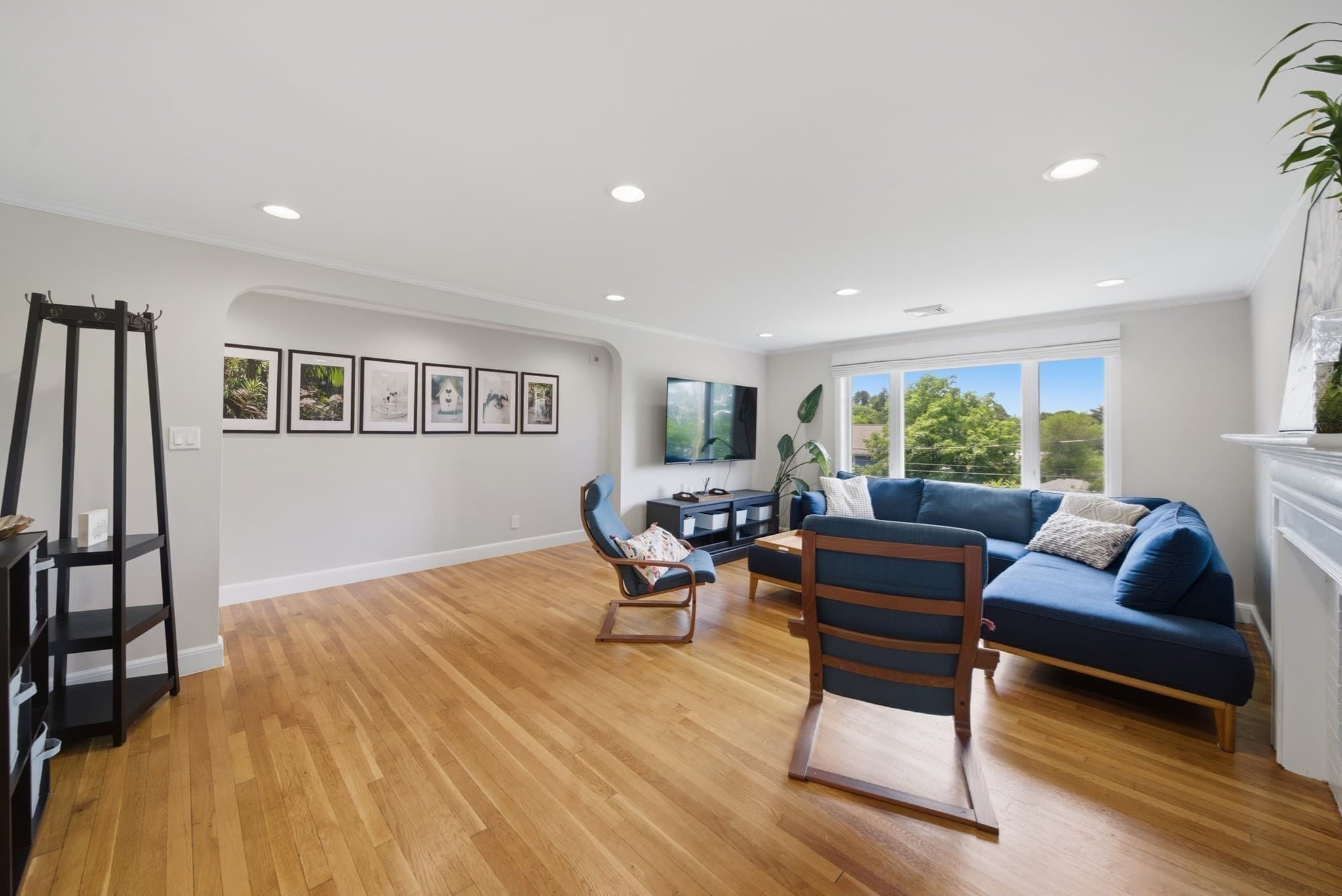 Single Family Residence at 18 Travis Dr, Newton MA 02467, Newton, photo 5 of 25