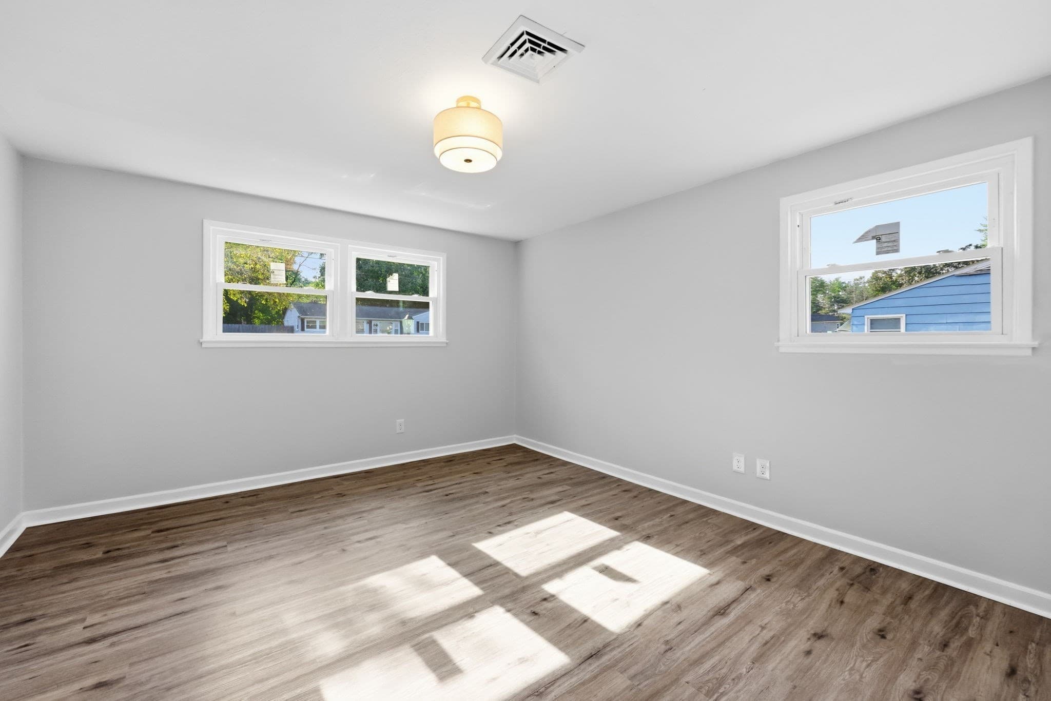 Single Family Residence at 243 Shady Brook Ln, Springfield MA 01118, Springfield, photo 23 of 38