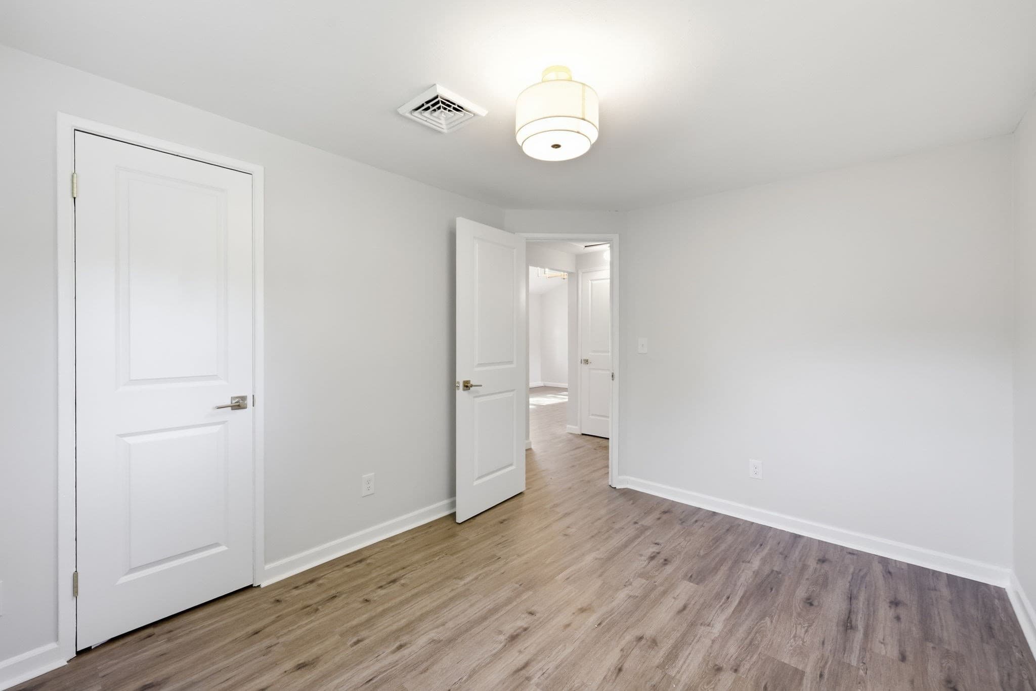 Single Family Residence at 243 Shady Brook Ln, Springfield MA 01118, Springfield, photo 27 of 38