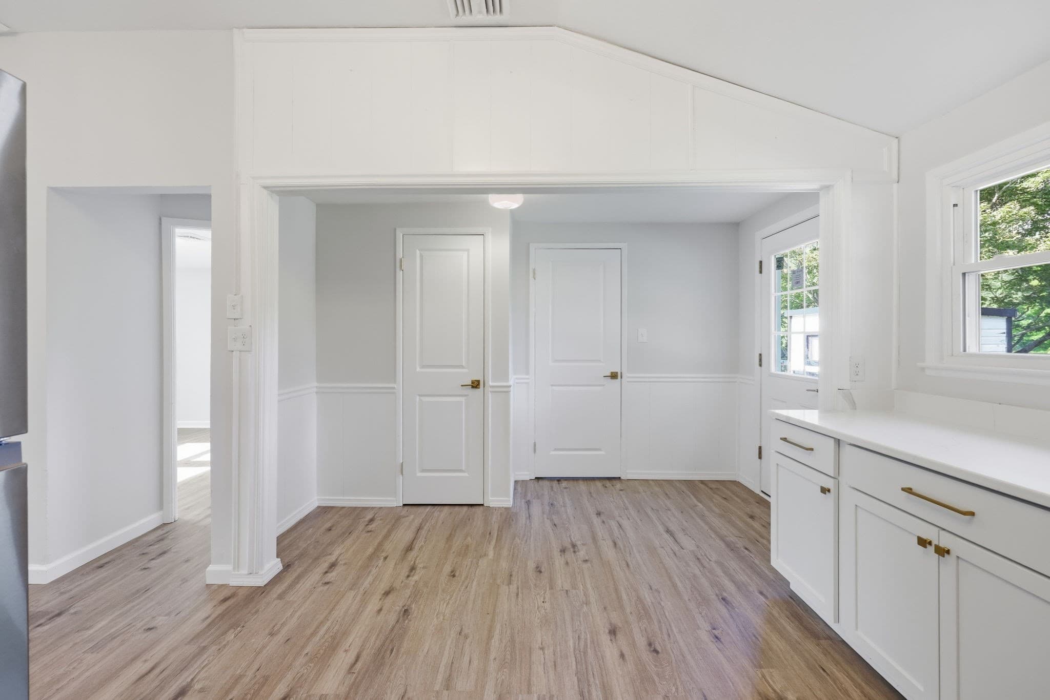Single Family Residence at 243 Shady Brook Ln, Springfield MA 01118, Springfield, photo 13 of 38
