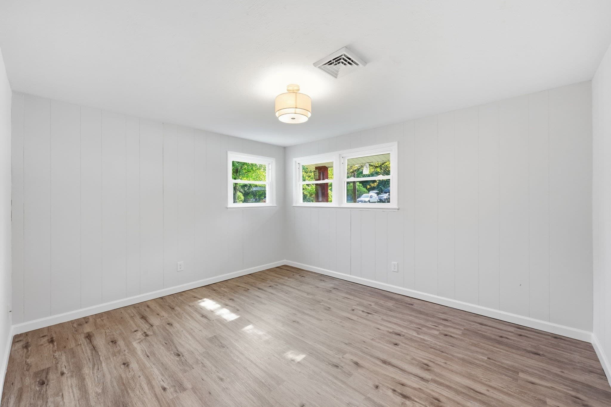 Single Family Residence at 243 Shady Brook Ln, Springfield MA 01118, Springfield, photo 28 of 38