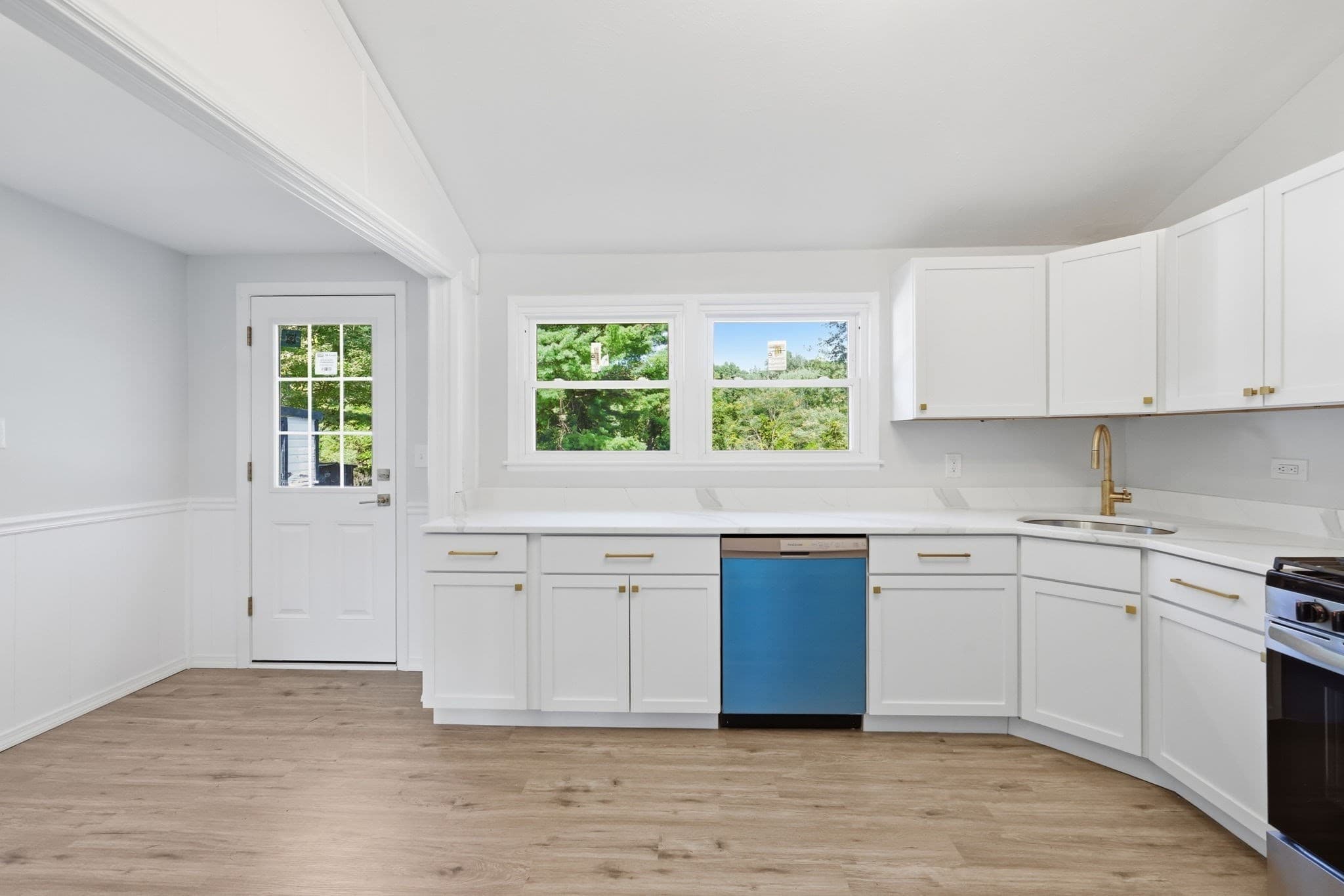 Single Family Residence at 243 Shady Brook Ln, Springfield MA 01118, Springfield, photo 21 of 38