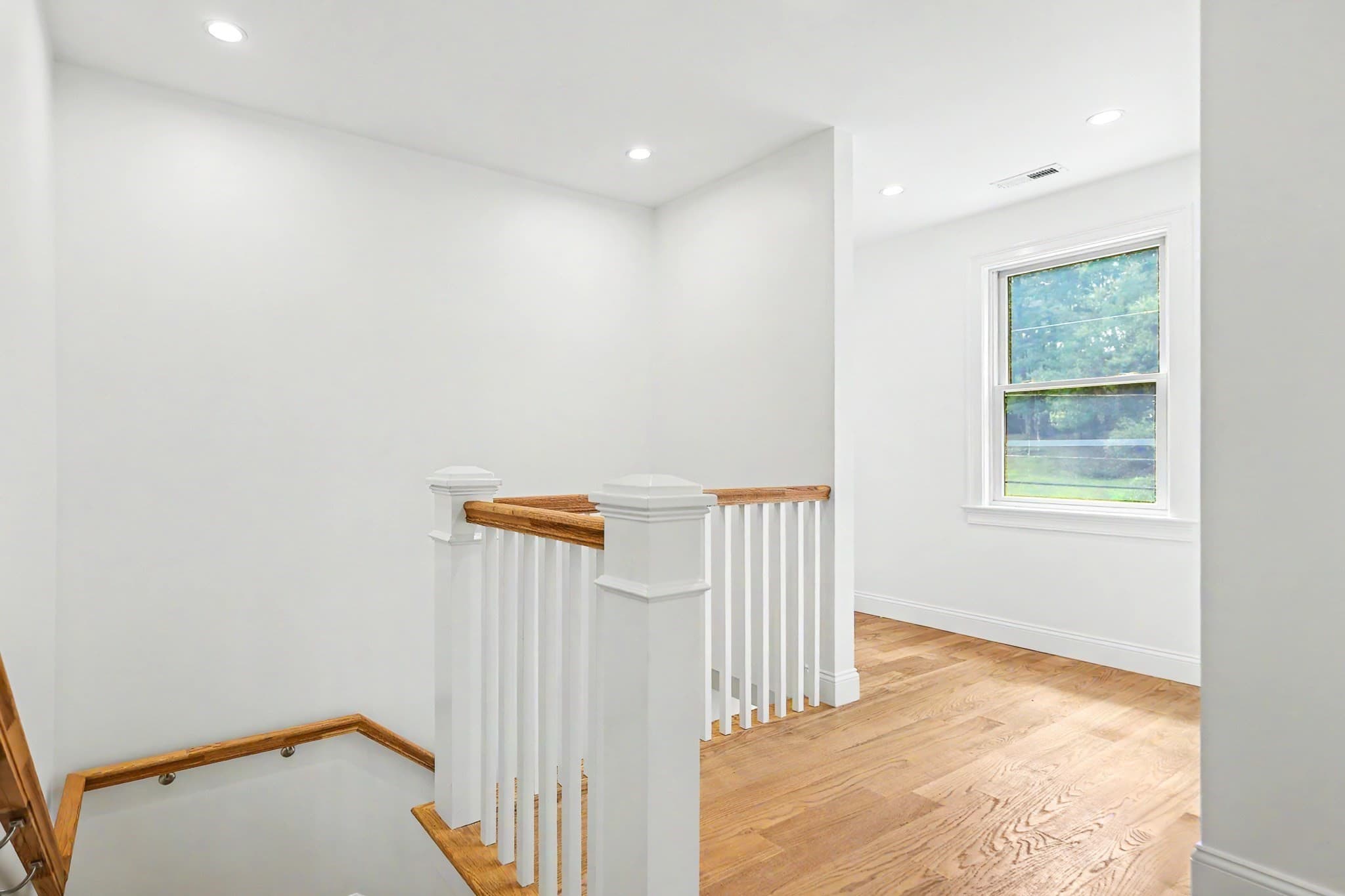 Single Family Residence at 7B Lakeshore Dr, Georgetown MA 01833, Georgetown, photo 16 of 36