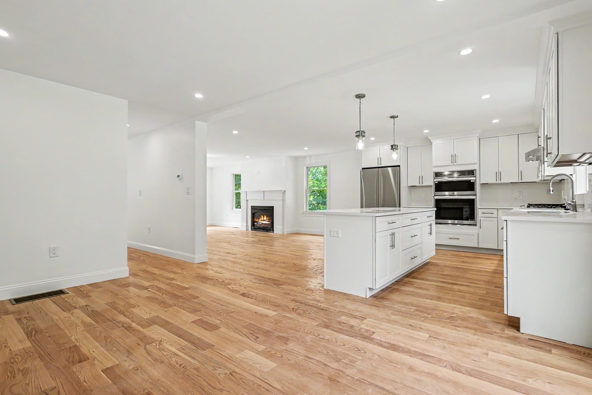 Single Family Residence at 7B Lakeshore Dr, Georgetown MA 01833, Georgetown, photo 7 of 36