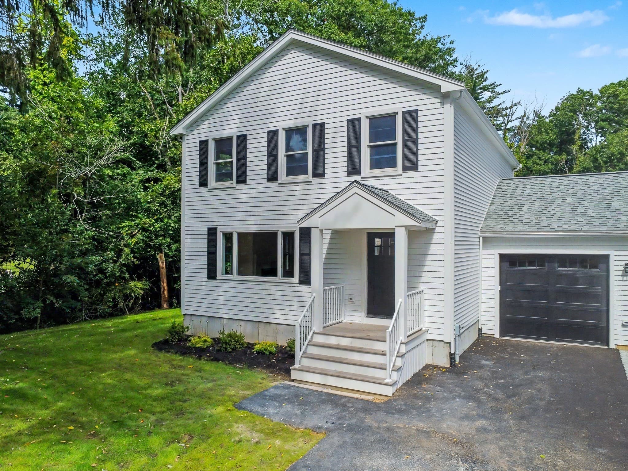 7B Lakeshore Dr, Georgetown MA 01833