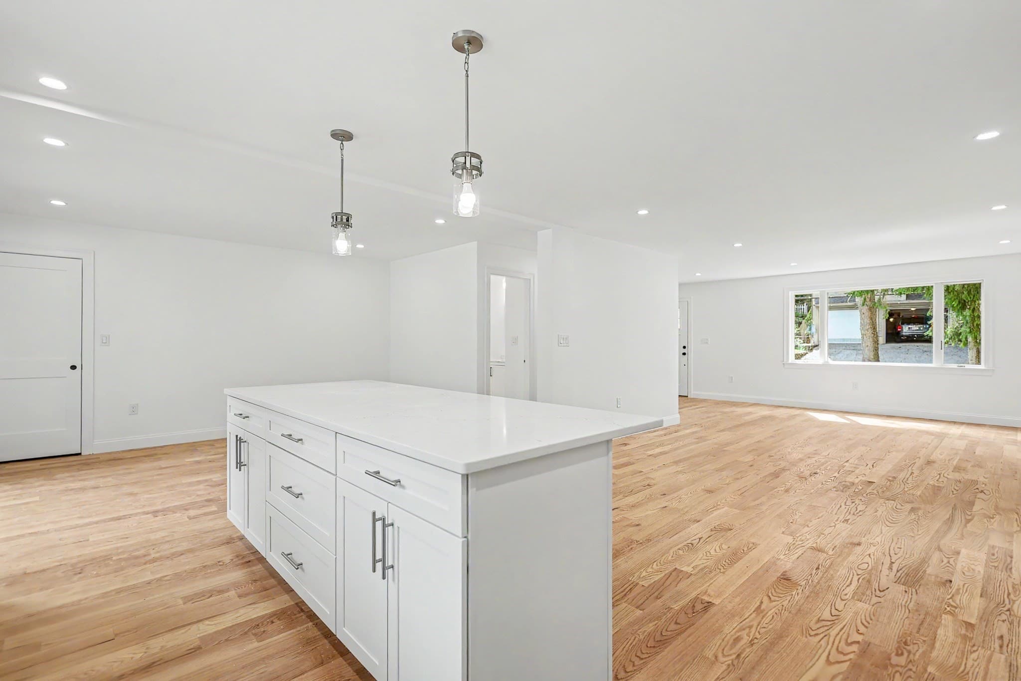 Single Family Residence at 7B Lakeshore Dr, Georgetown MA 01833, Georgetown, photo 9 of 36