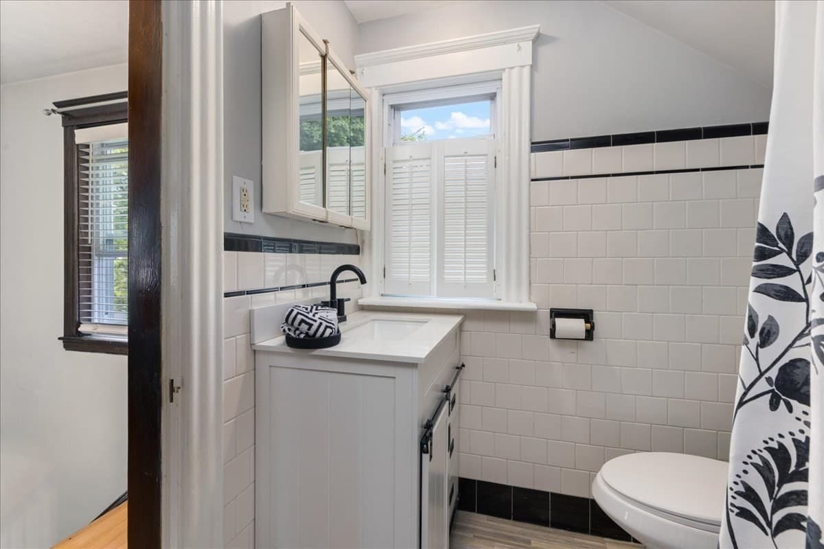 Single Family Residence at 66 Edgemere Rd, Lynn MA 01904, Lynn, photo 26 of 42