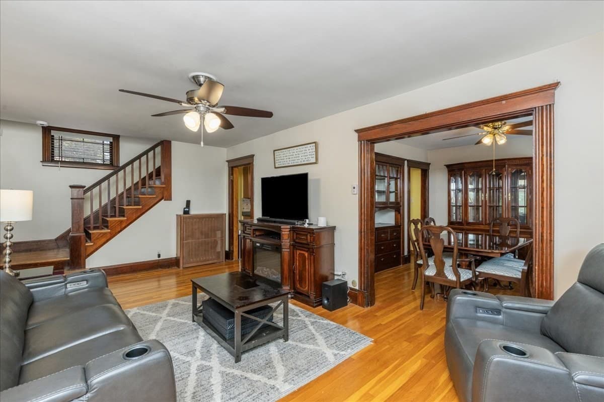 Single Family Residence at 66 Edgemere Rd, Lynn MA 01904, Lynn, photo 7 of 42