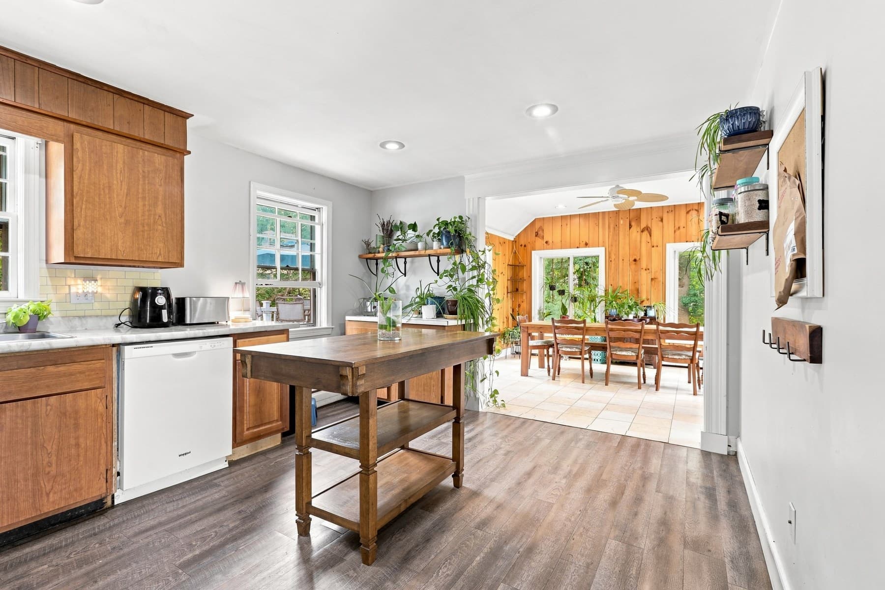 Single Family Residence at 400 Main St, Groveland MA 01834, Groveland, photo 6 of 24