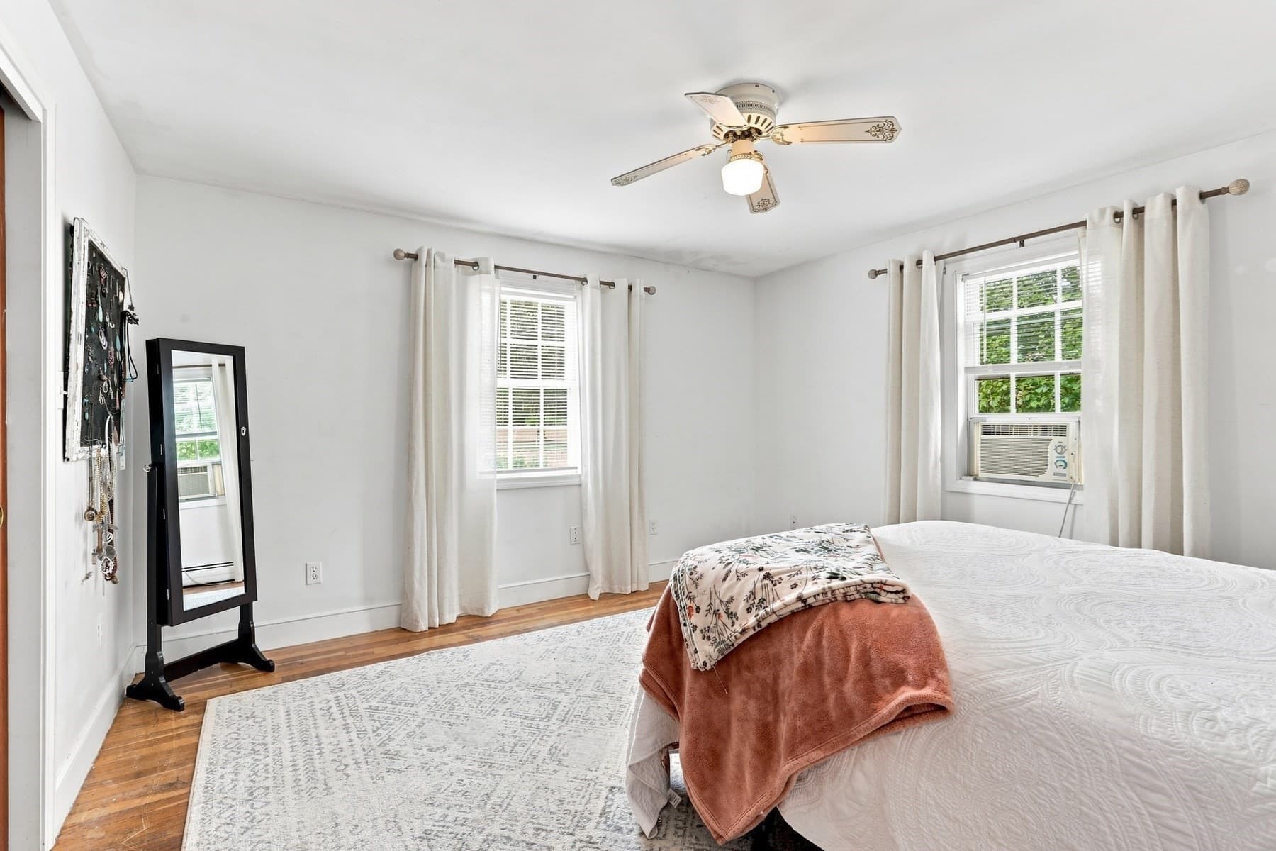 Single Family Residence at 400 Main St, Groveland MA 01834, Groveland, photo 10 of 24