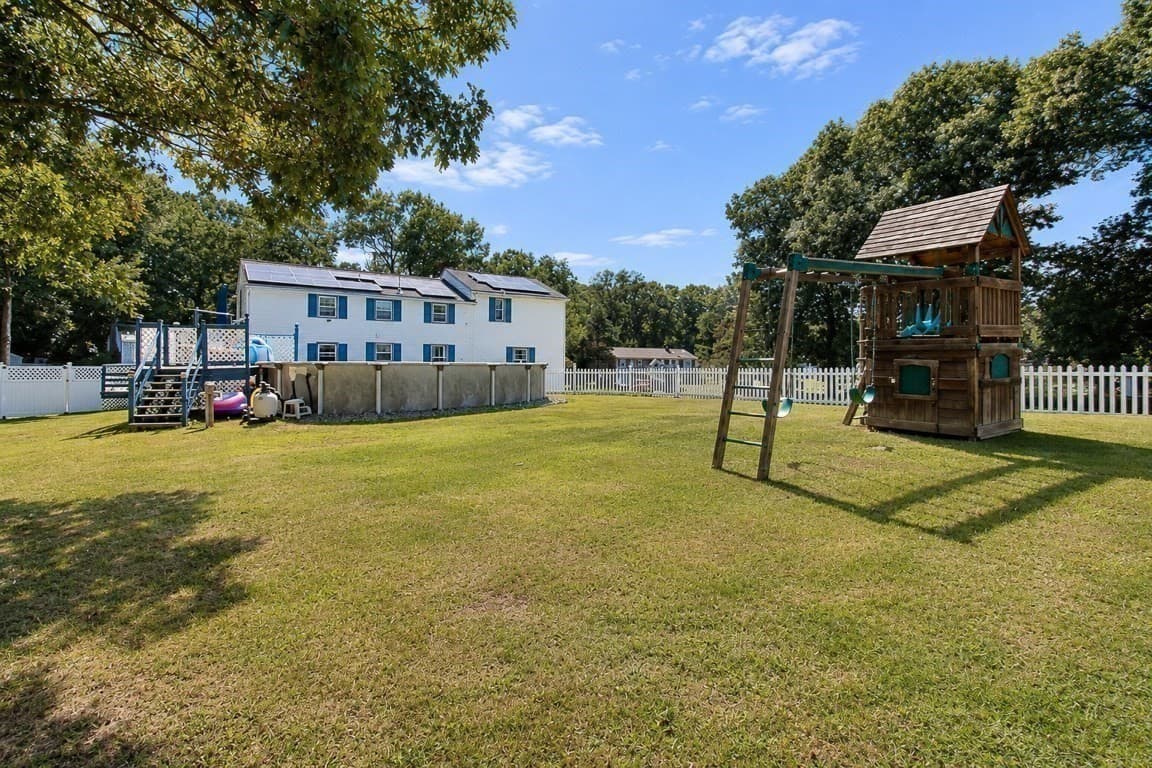 Single Family Residence at 46 Sherwood Drive, Haverhill MA 01835, Haverhill, photo 38 of 42