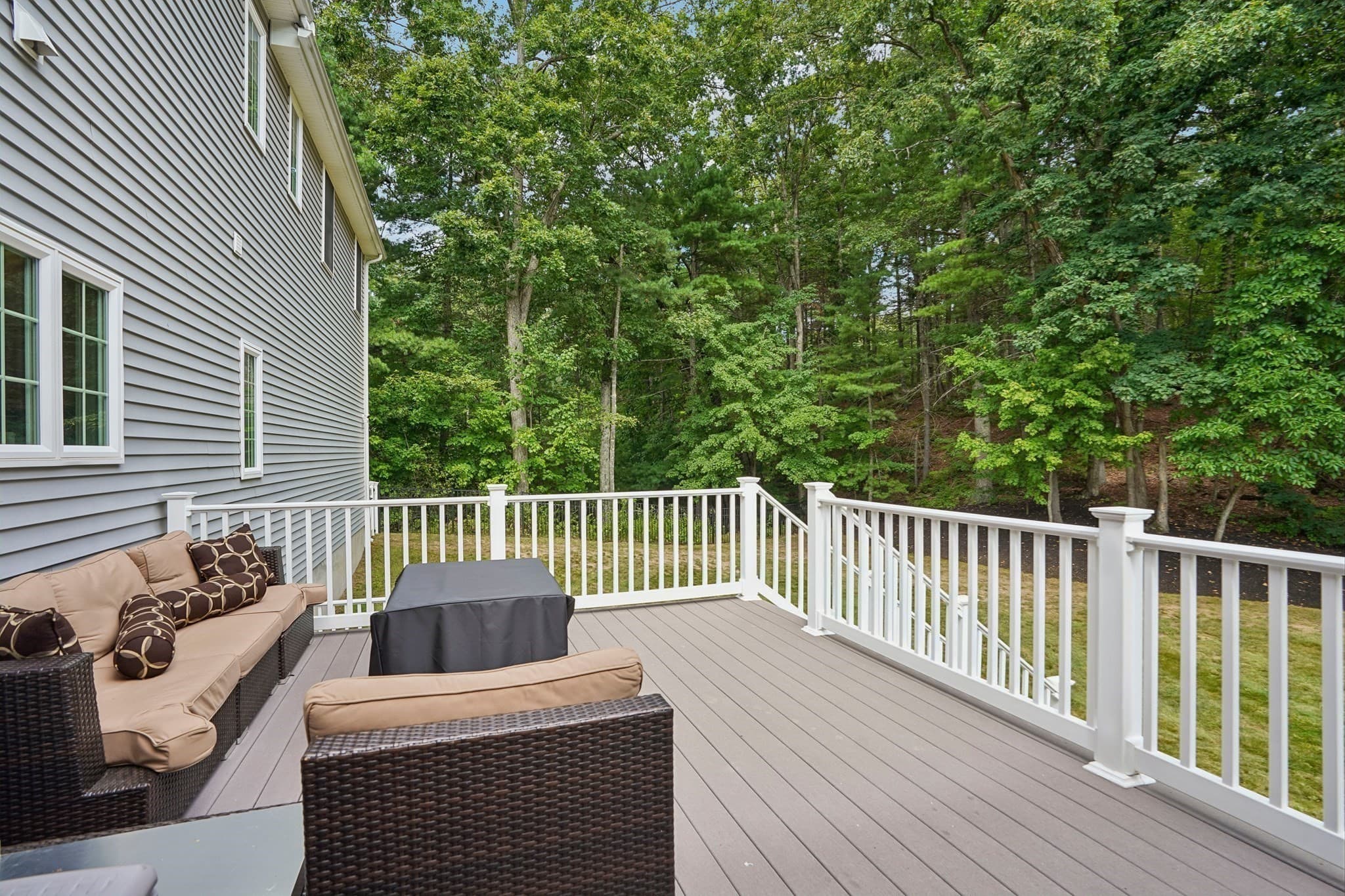 Single Family Residence at 75 Silver Fox Rd, Franklin MA 02038, Franklin, photo 34 of 40