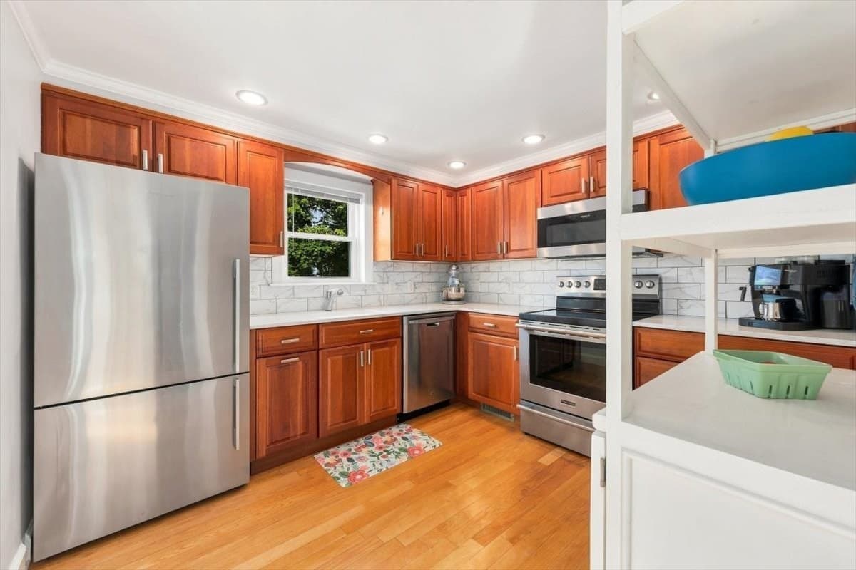 Single Family Residence at 200 Roosevelt Road, Weymouth MA 02188, Weymouth, photo 11 of 29