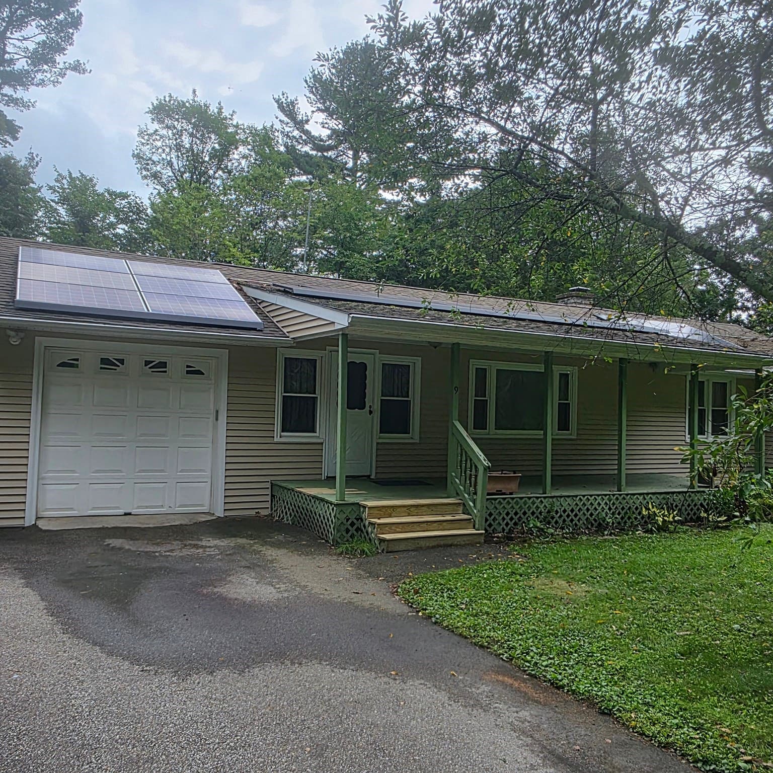 9 Richardson Corner Road, Charlton MA 01507