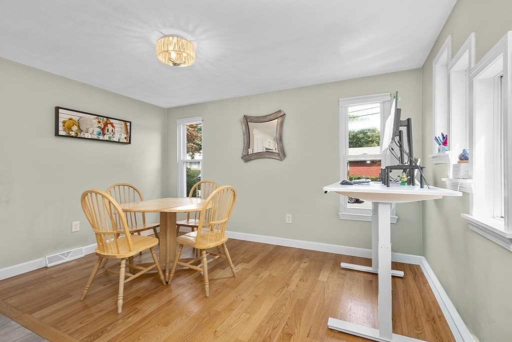 Condominium at 31 Acorn Dr # 31, Randolph MA 02368, Randolph, photo 6 of 33