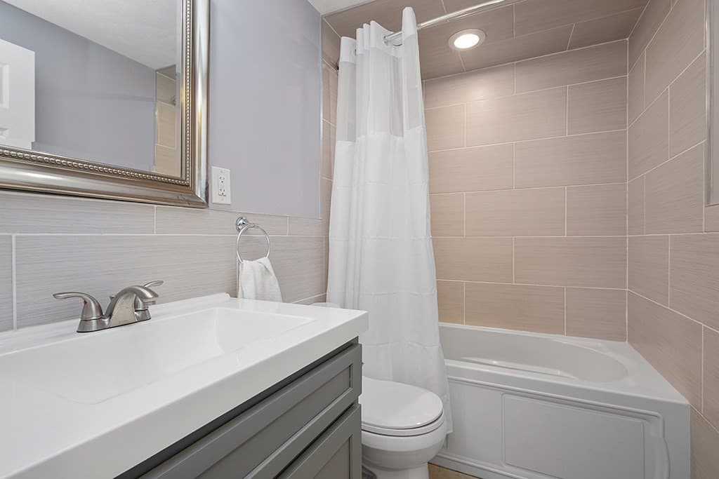 Condominium at 31 Acorn Dr # 31, Randolph MA 02368, Randolph, photo 13 of 33