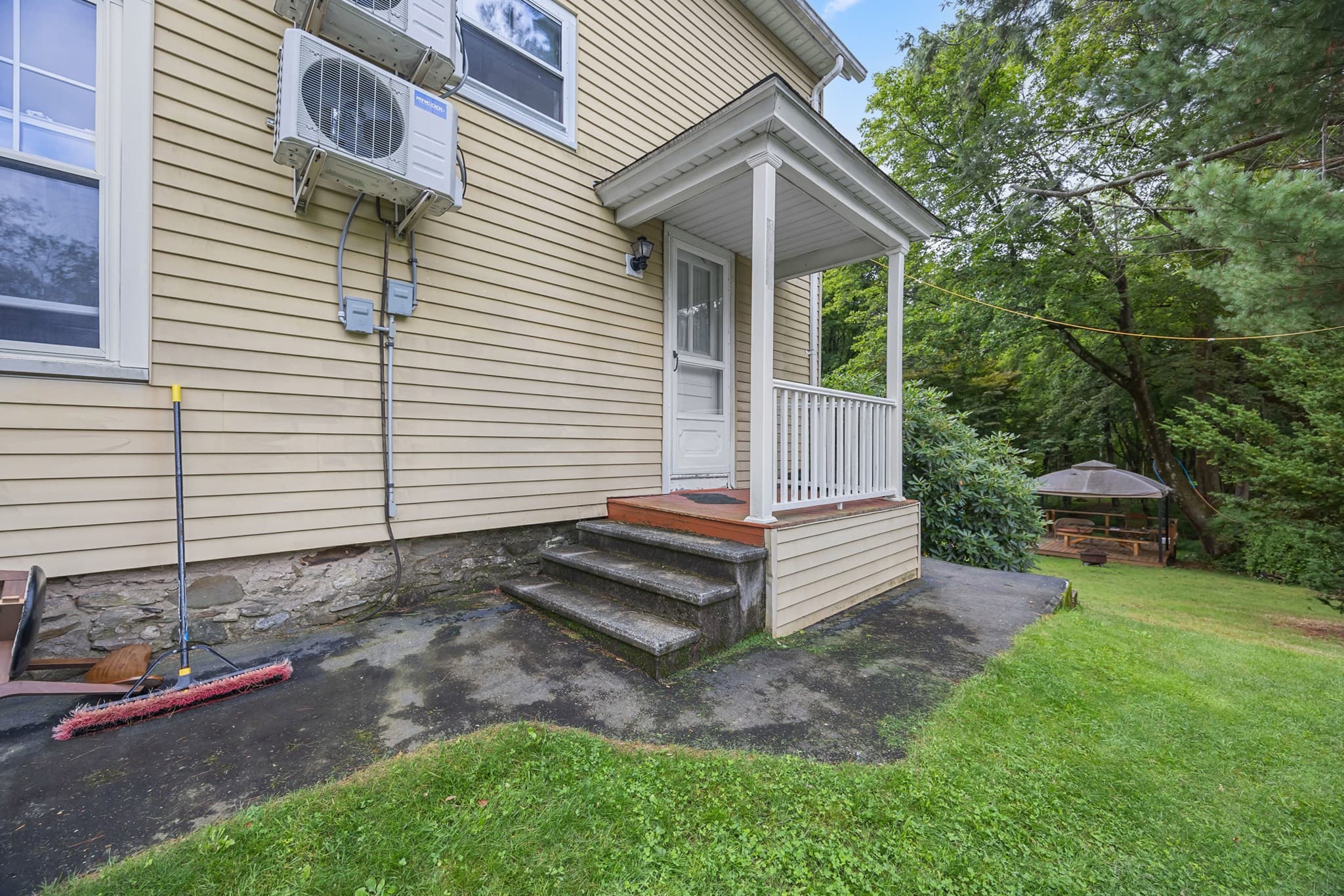 Multi Family at 187 Holden St, Worcester MA 01606, Worcester, photo 36 of 42