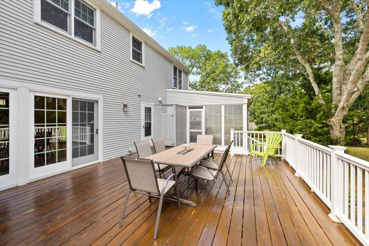 Single Family Residence at 32 Niagara Lane, Yarmouth MA 02673, Yarmouth, photo 2 of 23