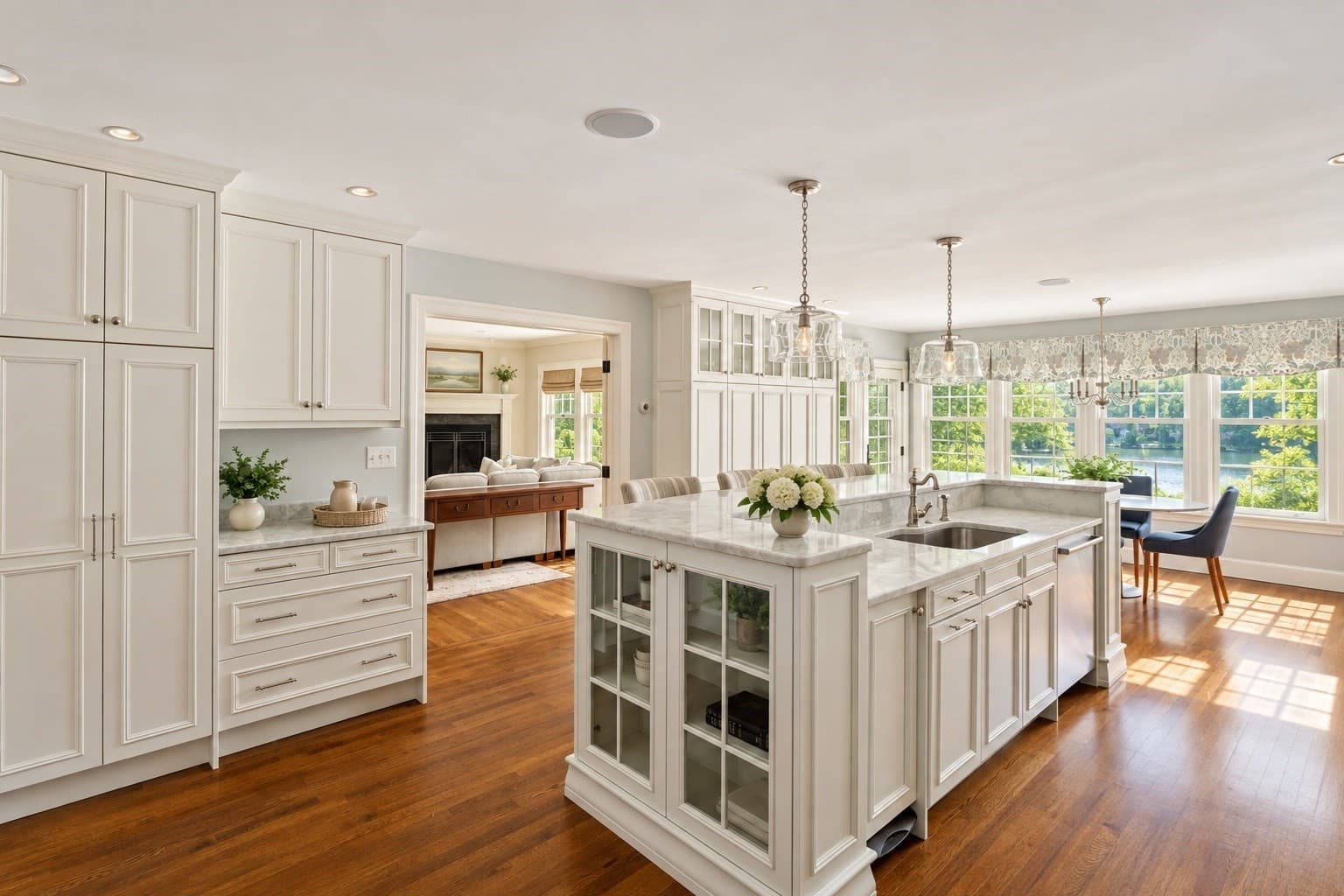 Single Family Residence at 4 Dartmouth, Winchester MA 01890, photo 3 of 38