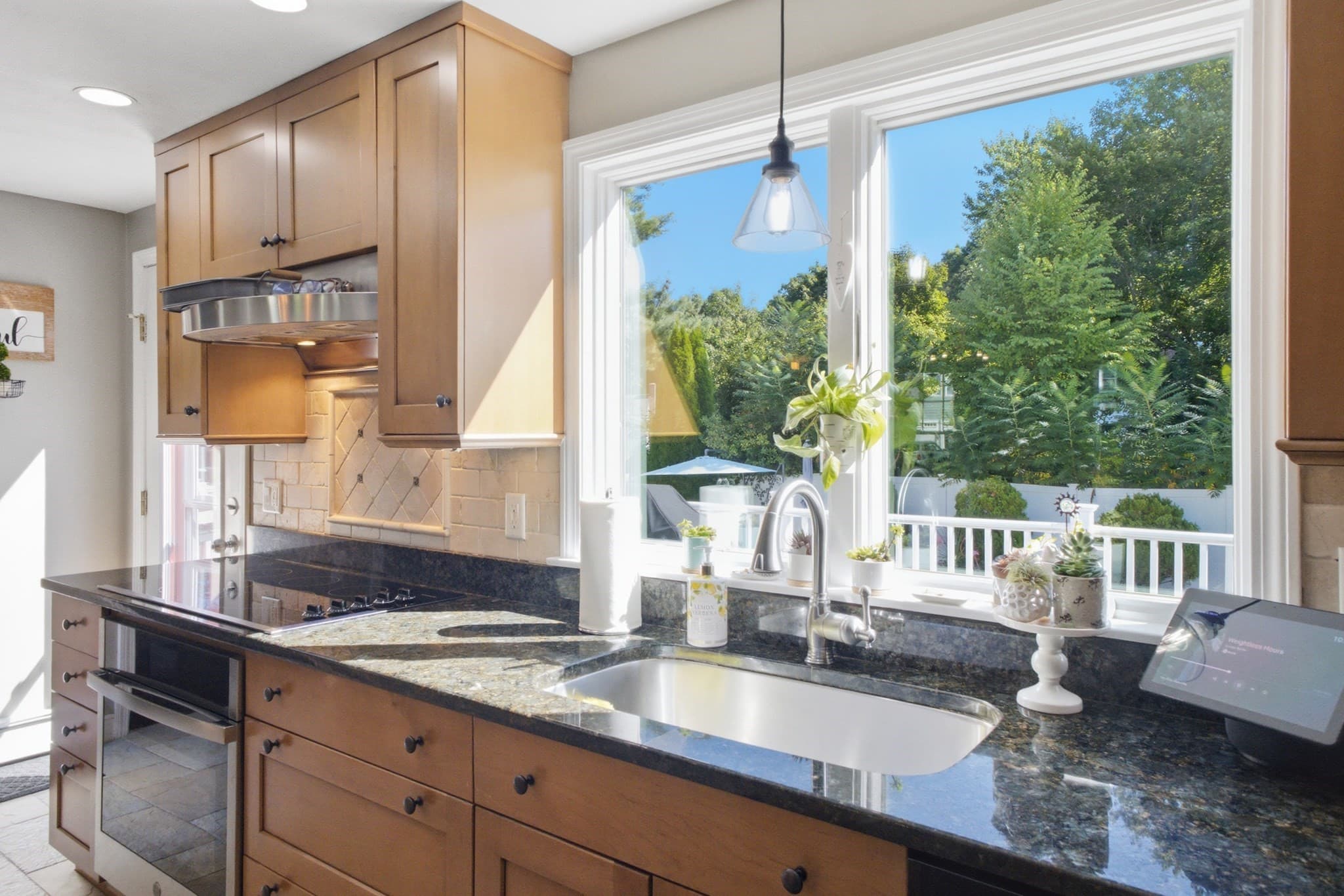 Single Family Residence at 4 Portmore Ln, Framingham MA 01702, Framingham, photo 18 of 42