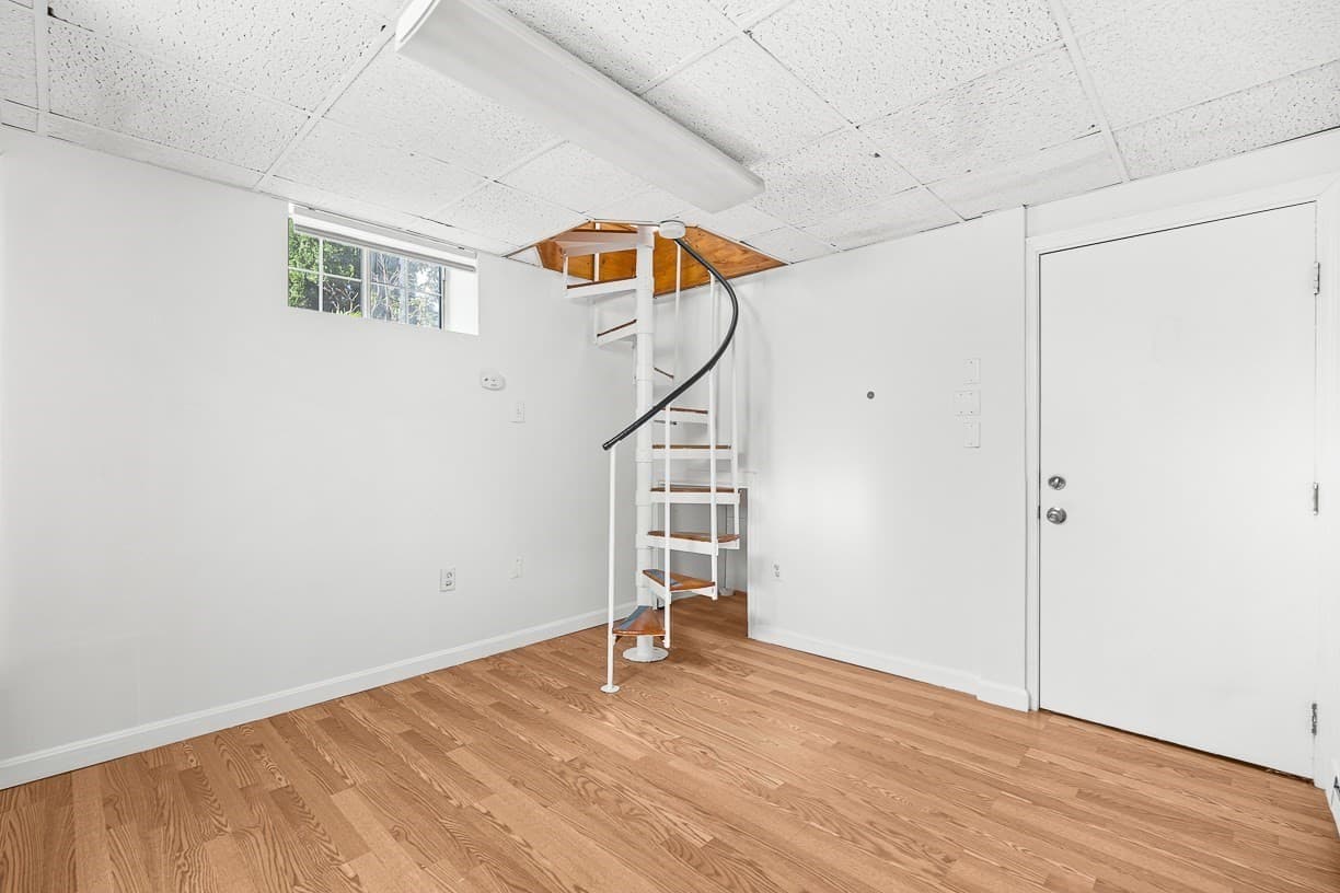 Condominium at 14 W Water St # 1, Wakefield MA 01880, Wakefield, photo 17 of 39