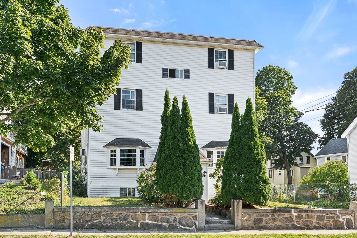 Condominium at 14 W Water St # 1, Wakefield MA 01880, Wakefield, photo 24 of 39