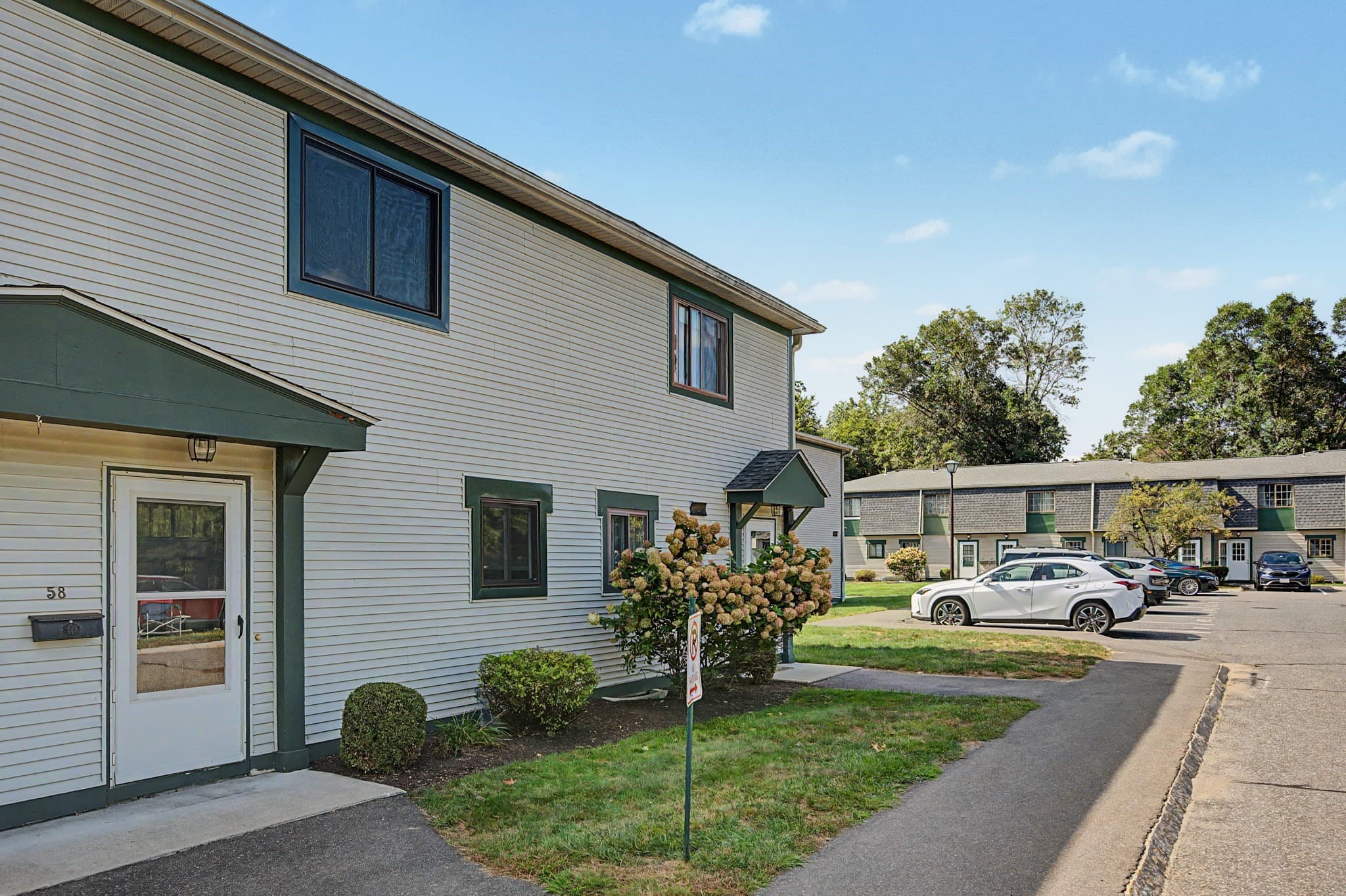 Condominium at 170 E. Hadley Rd. # 58, Amherst MA 01002, Amherst, photo 3 of 30