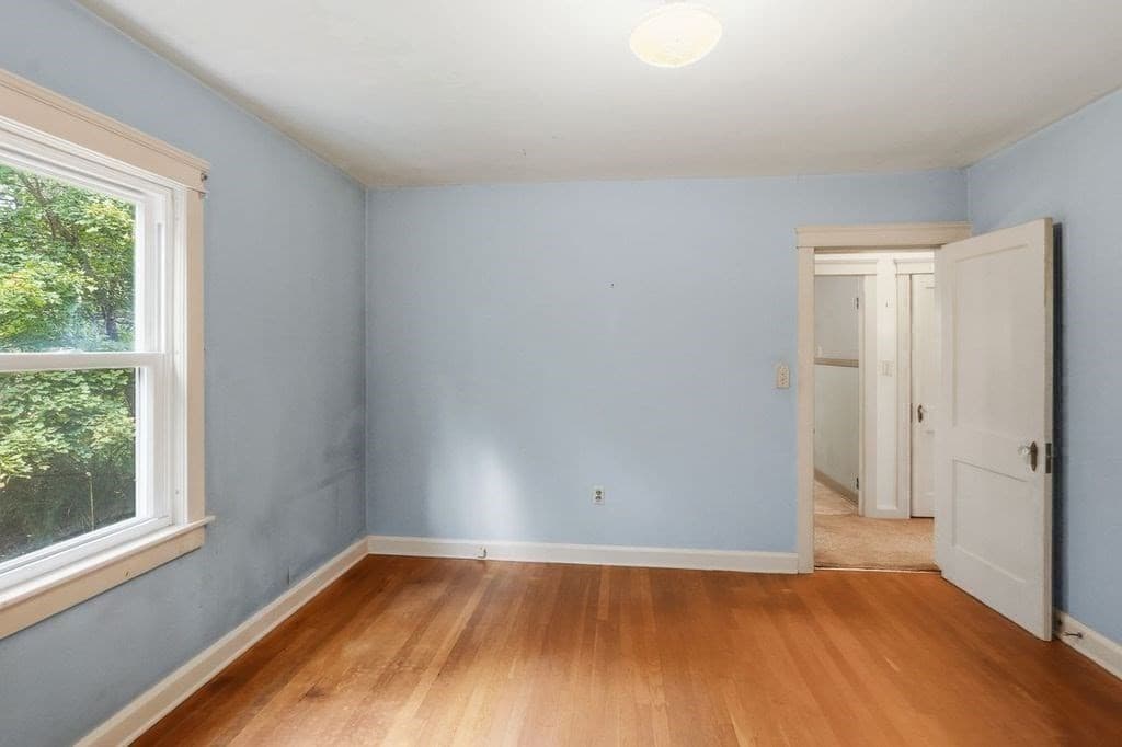 Single Family Residence at 24 Litchfield Avenue, Southbridge MA 01550, Southbridge, photo 10 of 33