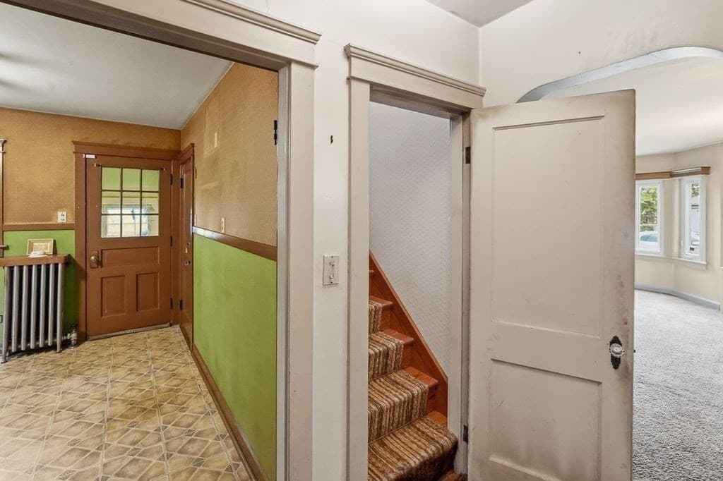 Single Family Residence at 24 Litchfield Avenue, Southbridge MA 01550, Southbridge, photo 8 of 33