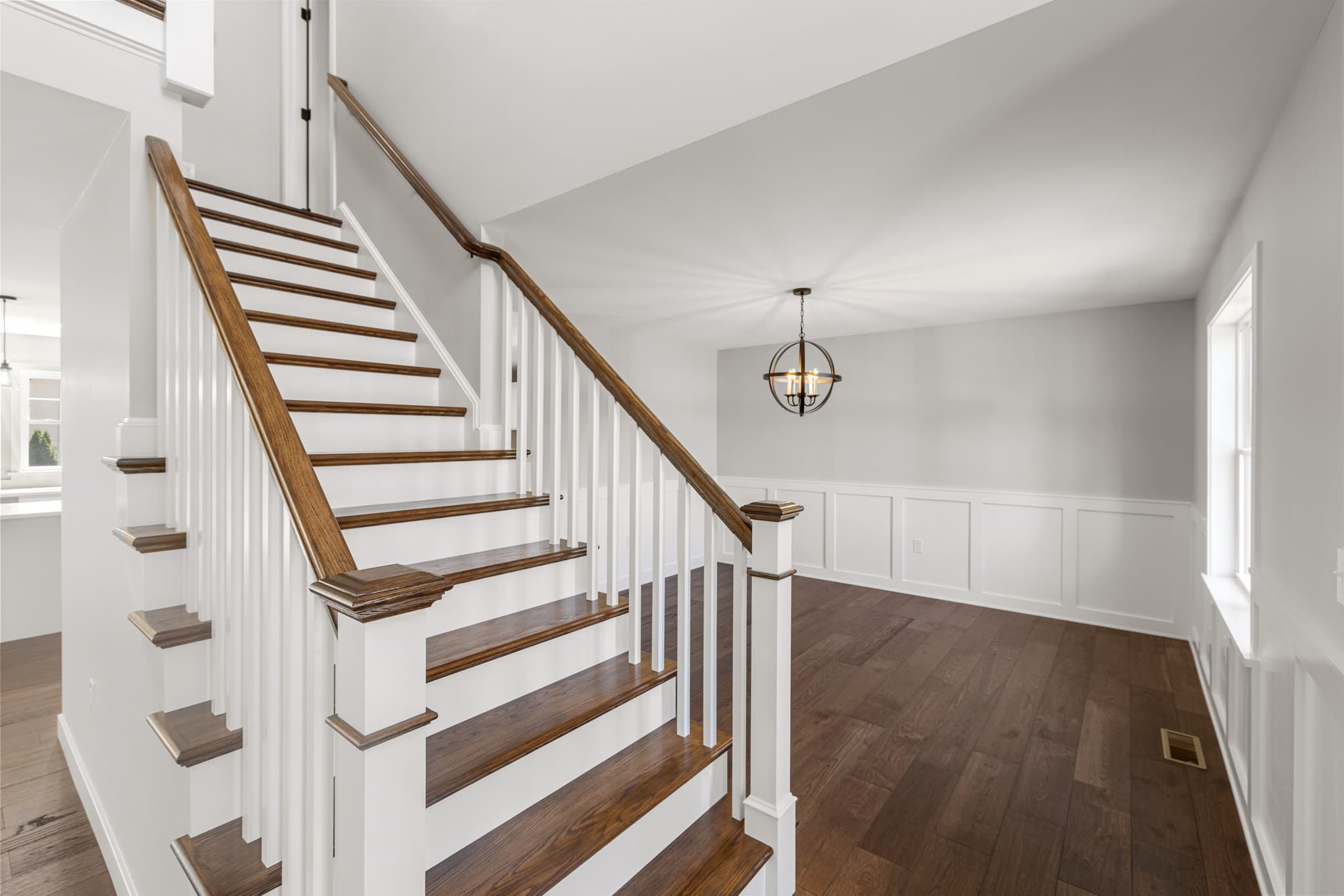 Single Family Residence at 961 Wood St, Fall River MA 02721, Fall River, photo 26 of 30