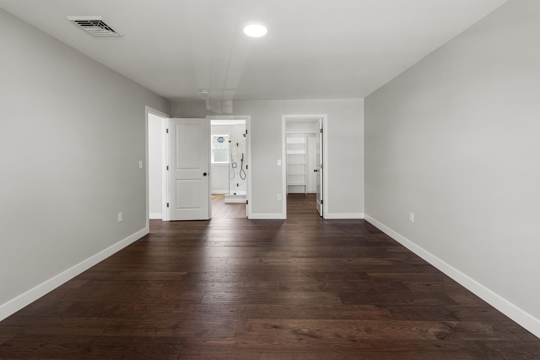 Single Family Residence at 961 Wood St, Fall River MA 02721, Fall River, photo 11 of 30