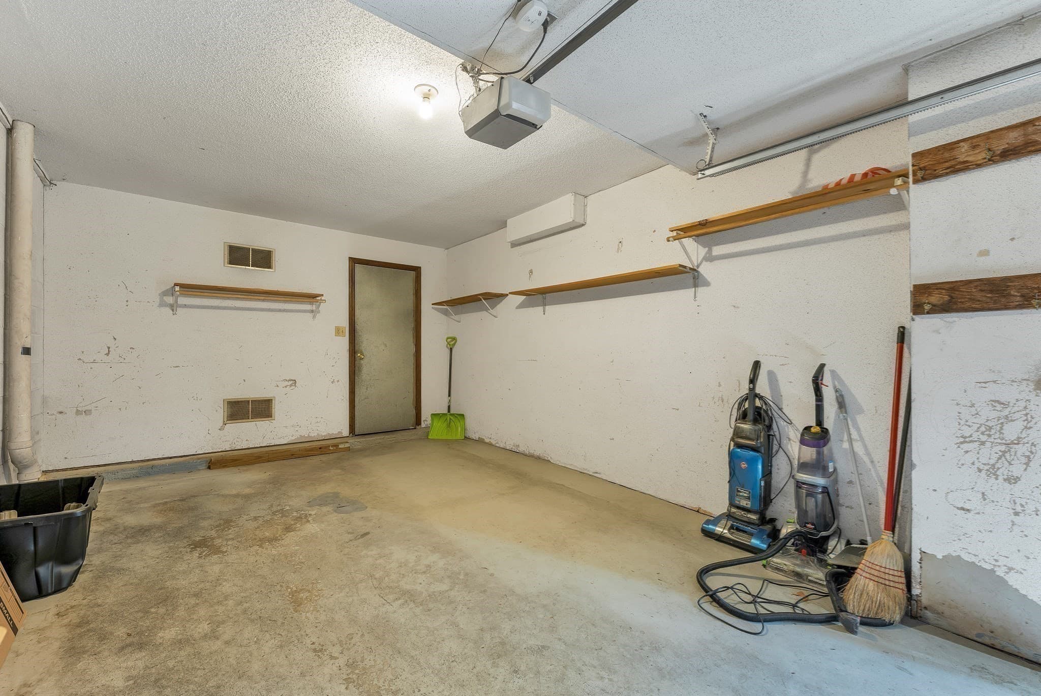 Condominium at 1261 Pawtucket Blvd # 6, Lowell MA 01854, Lowell, photo 33 of 38