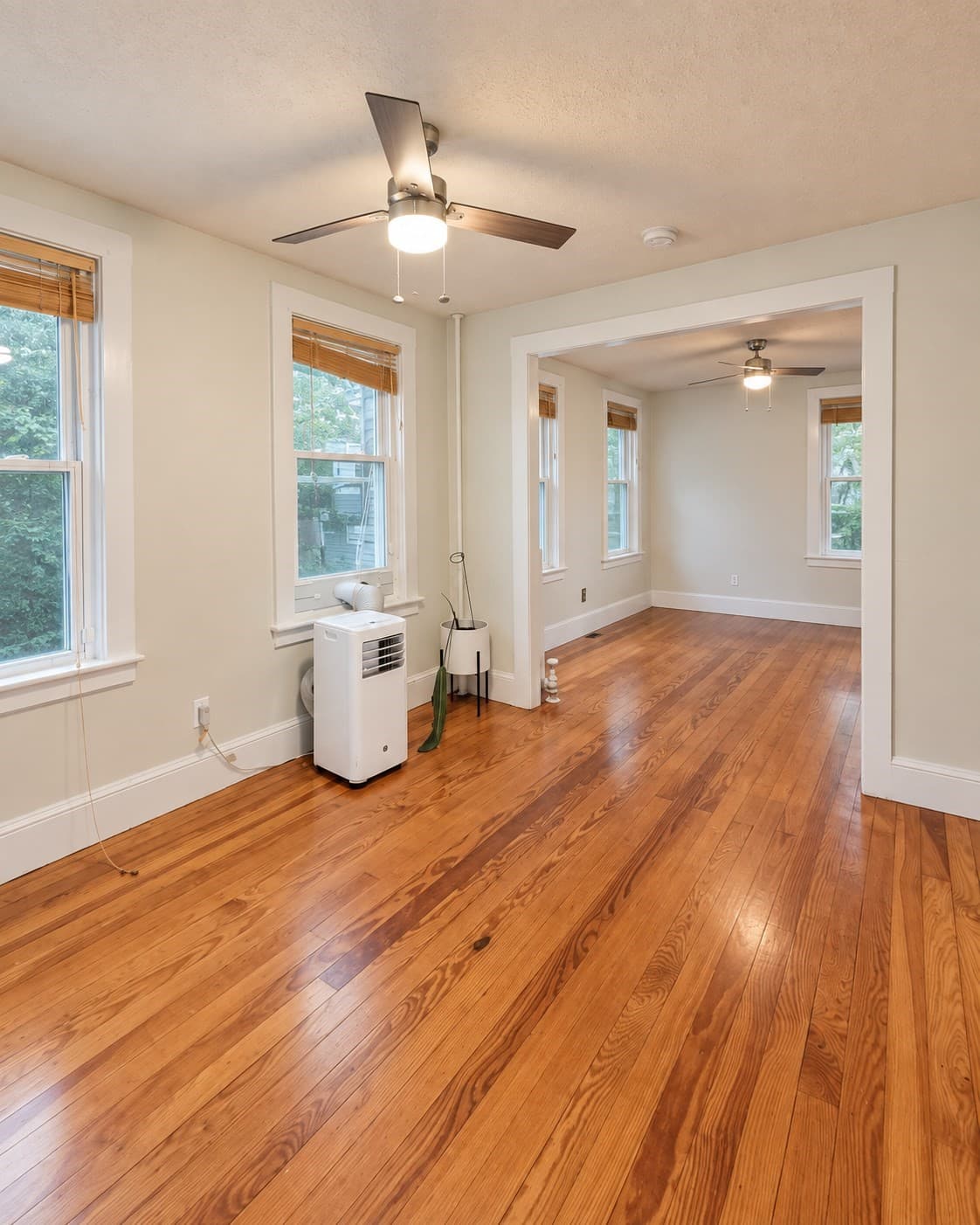 Single Family Residence at 68 Eton Ave, Warwick RI 02889, Warwick, photo 7 of 9