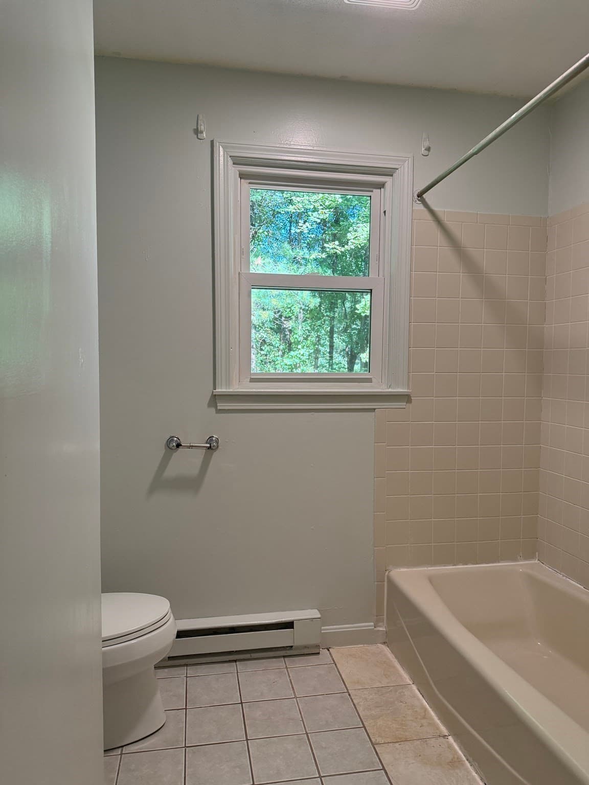 Single Family Residence at 5 Edge Hill Rd, Amherst MA 01002, Amherst, photo 9 of 22