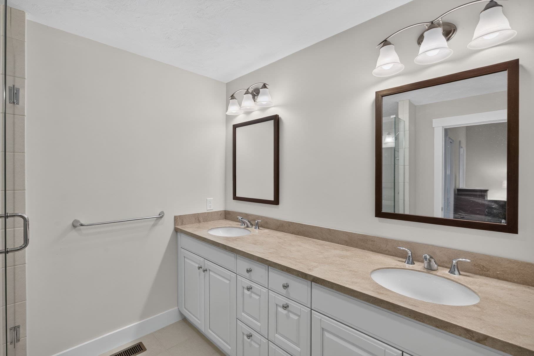 Condominium at 4 Dorset Ln # 4, Plymouth MA 02360, photo 24 of 36