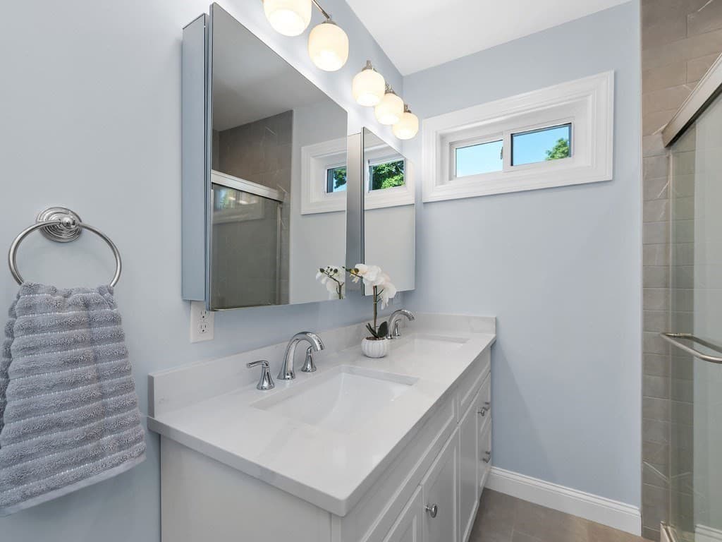 Condominium at 28 Ash Street # 2, Waltham MA 02453, Waltham, photo 28 of 42